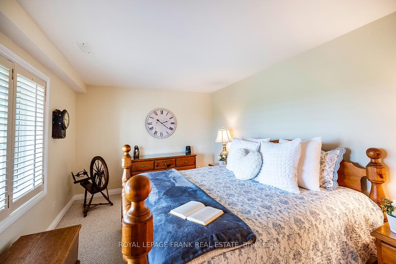202 Southcrest Drive photo 39