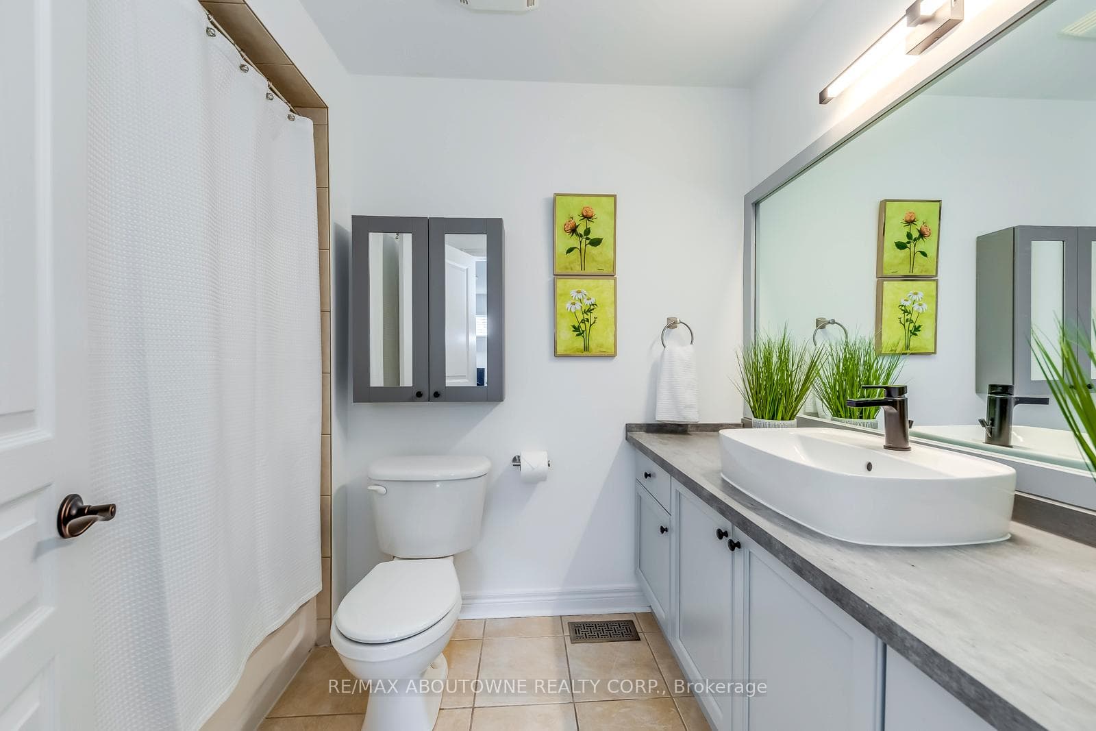 2034 Elmgrove Road photo 26