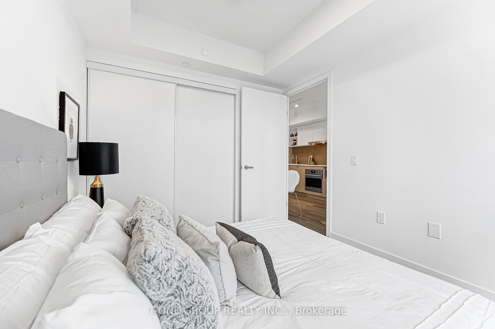 55 Cooper Street Unit 3616 photo 17