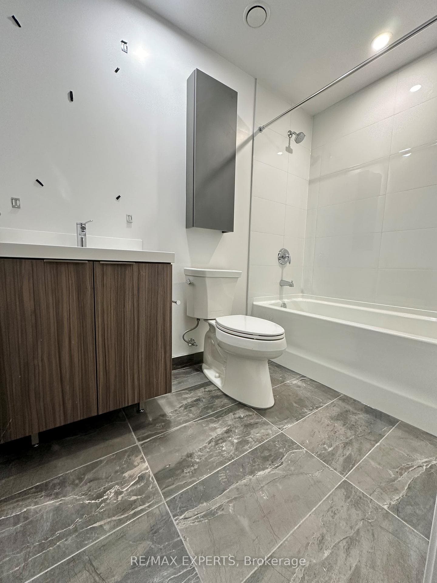 50 O'neill Road Unit 2103 photo 7