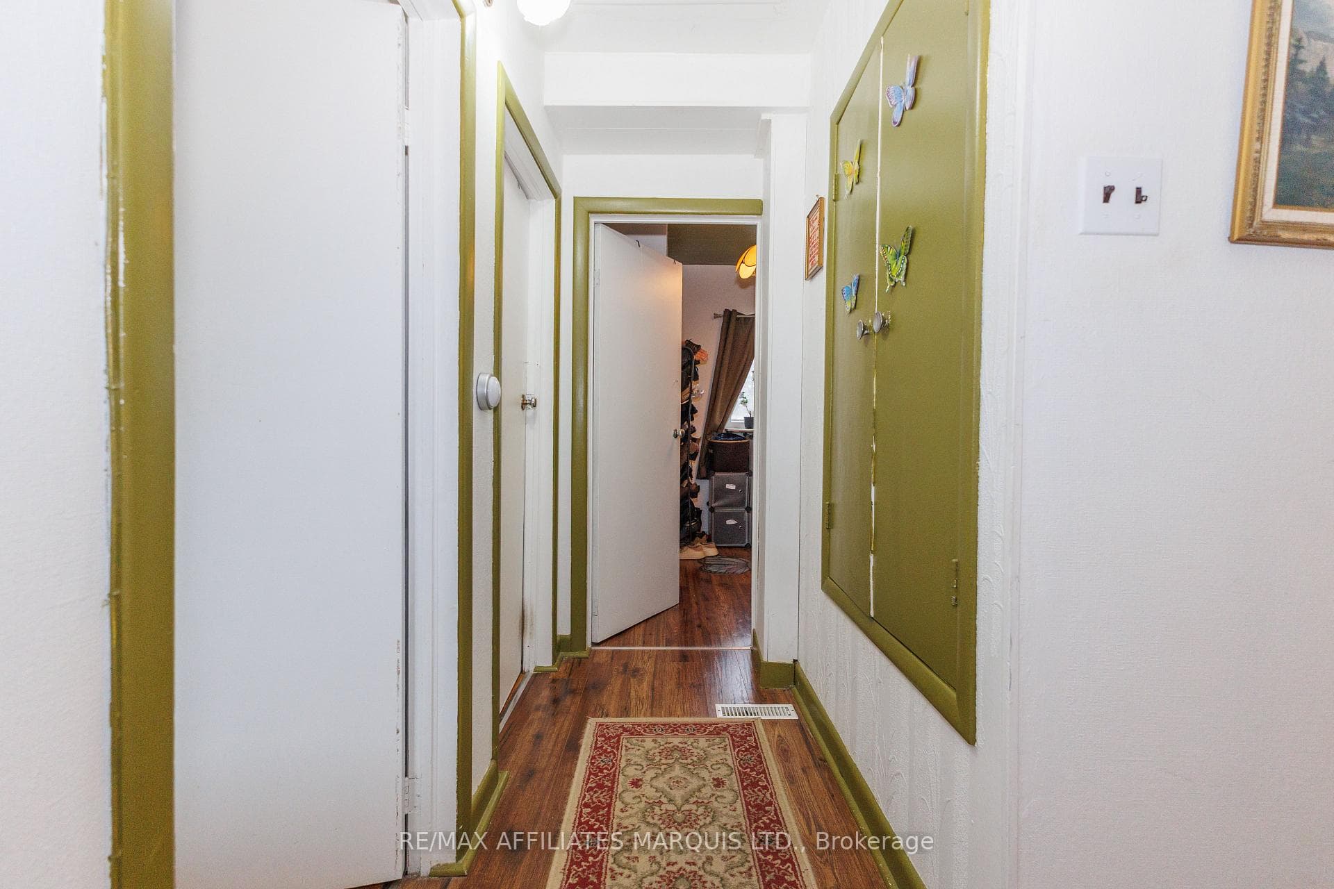 21940 Sauve Street photo 21