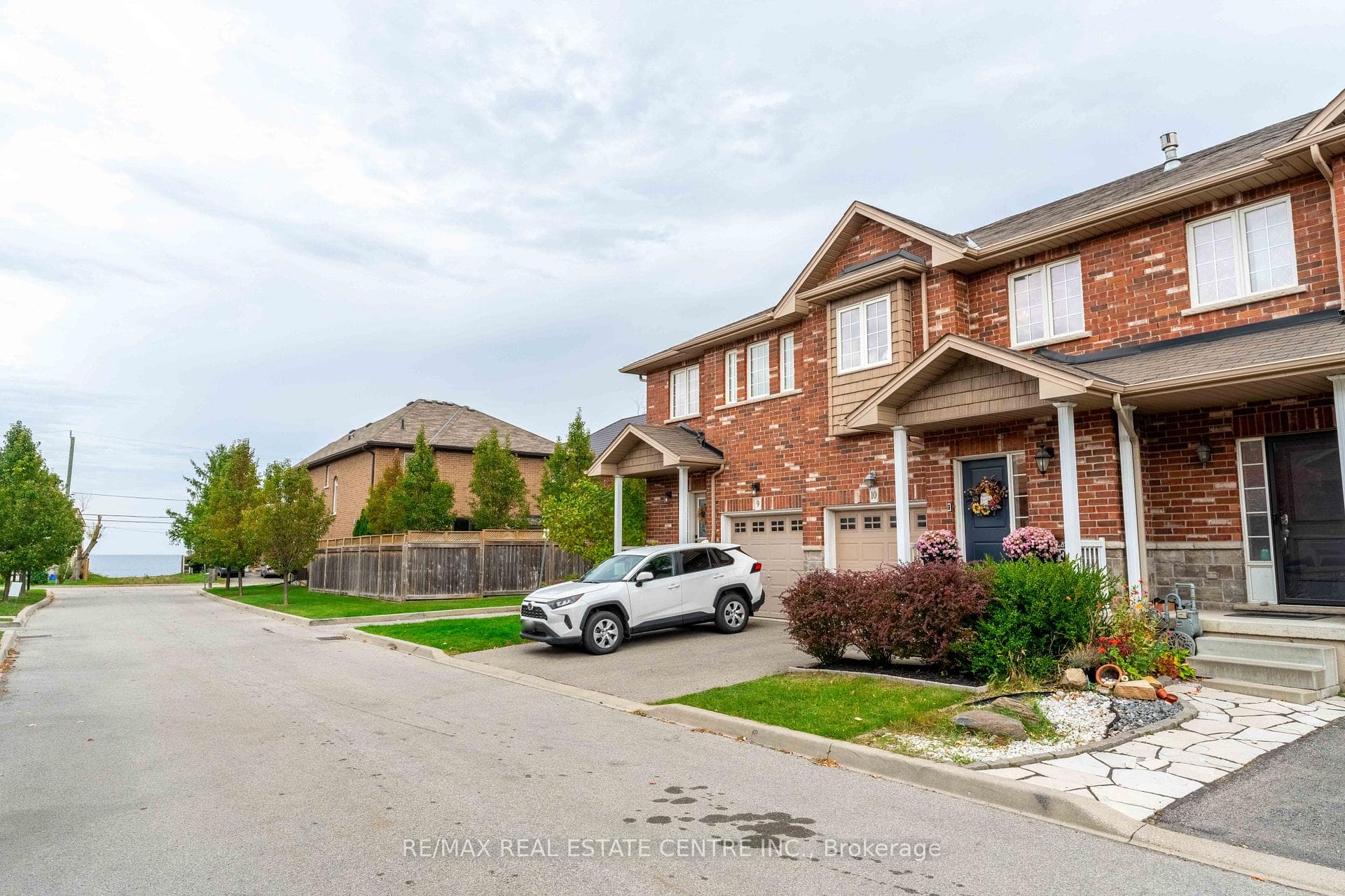 45 Seabreeze Crescent Unit 10 photo 3