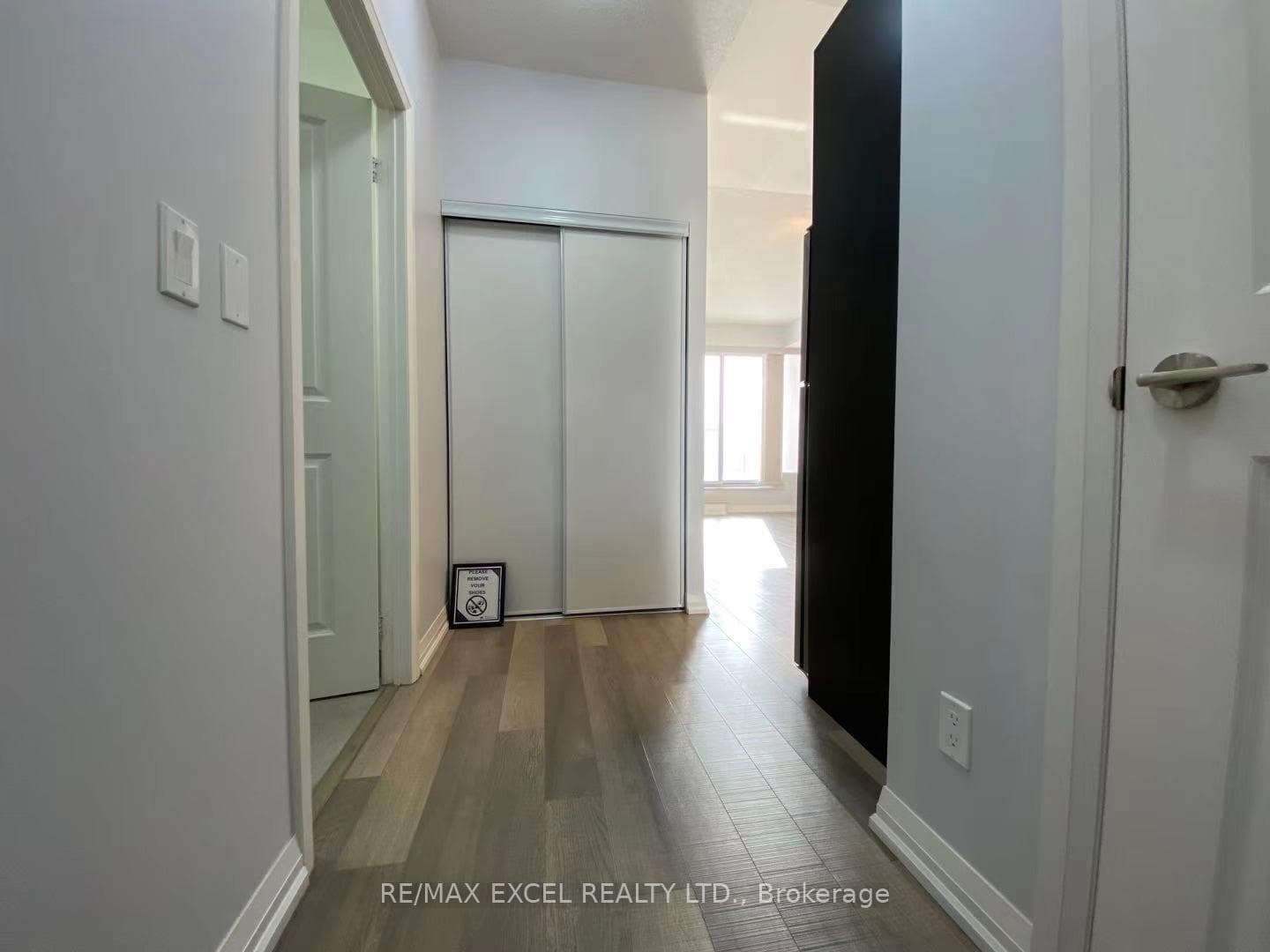 9506 Markham Road Unit 903 photo 6