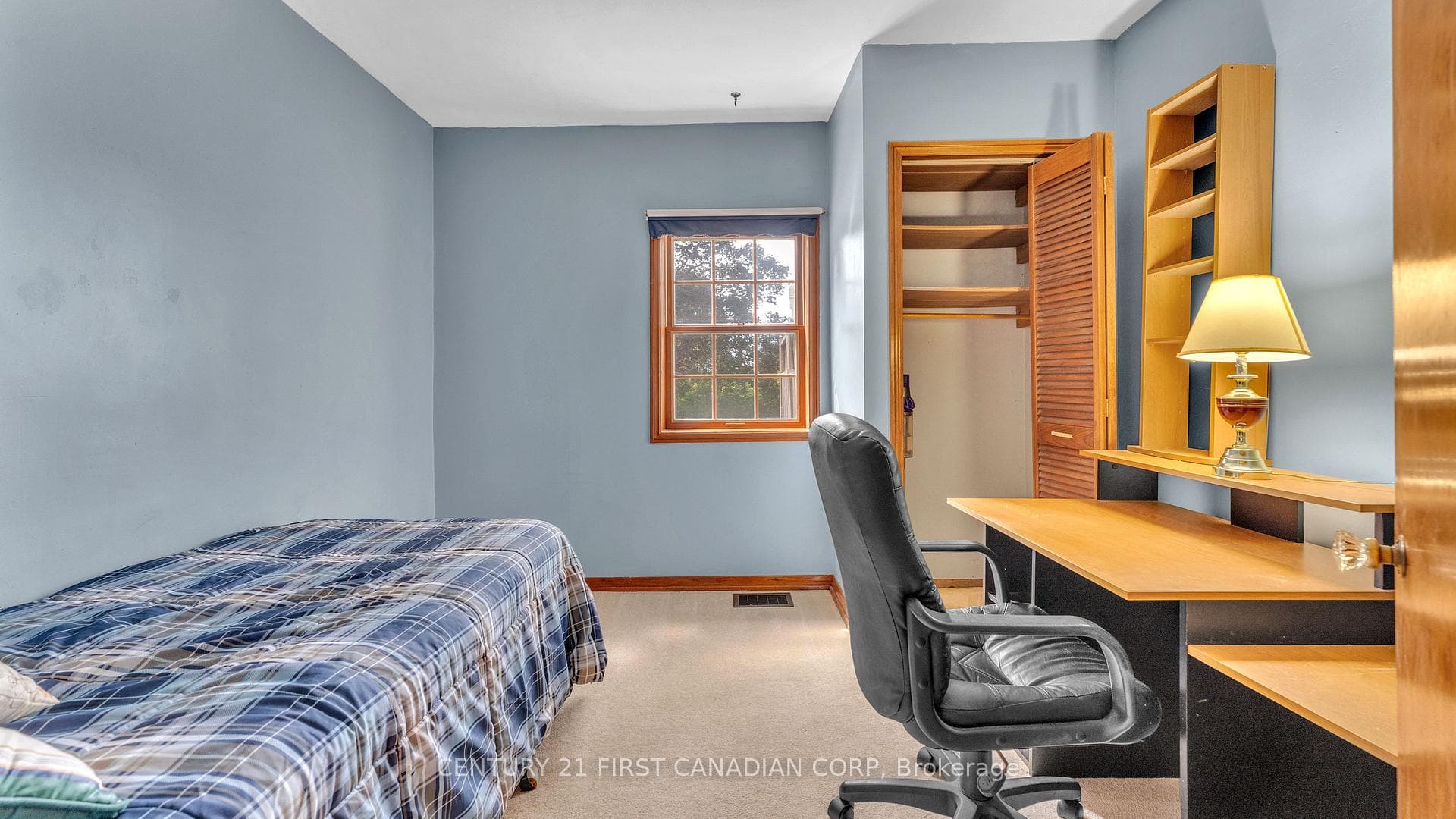 8371 Longwoods Road photo 13