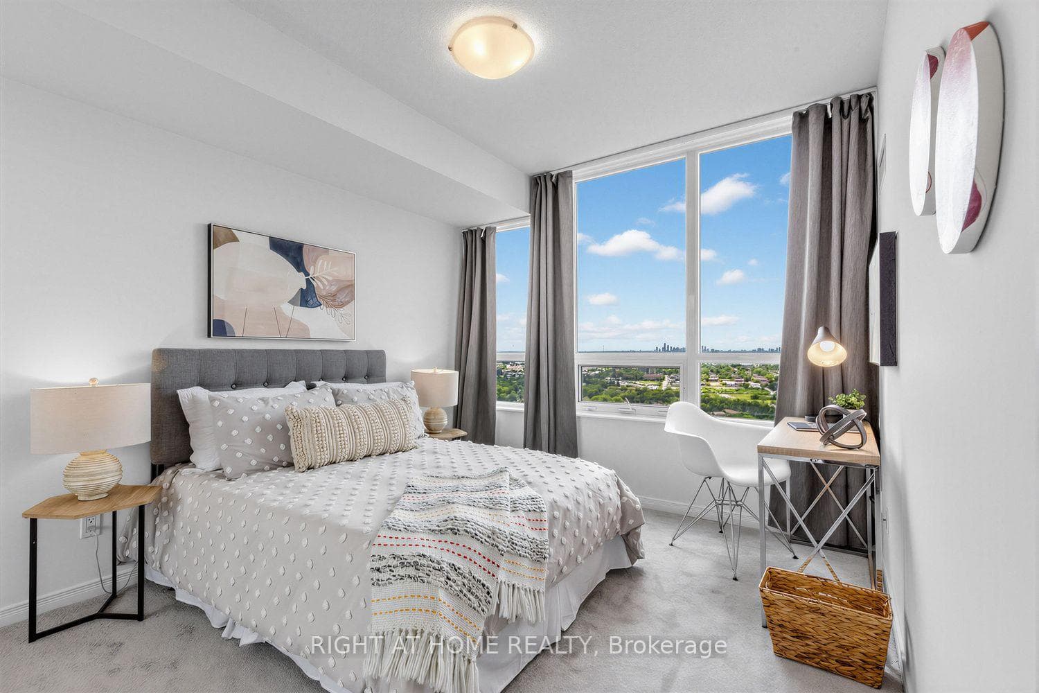 2240 Lake Shore Boulevard Unit 3104 photo 13