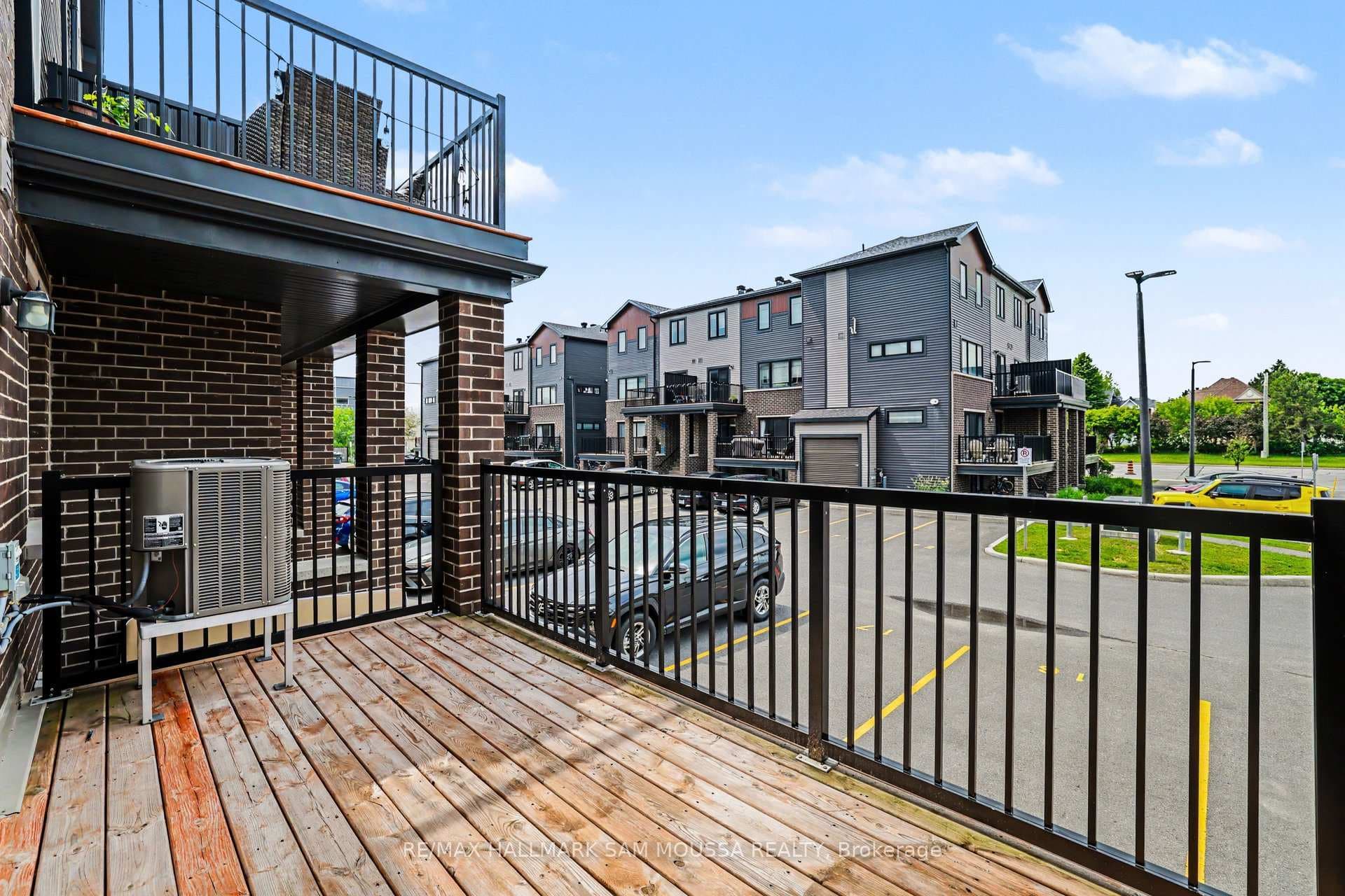 215 Eldorado Private Unit A photo 38