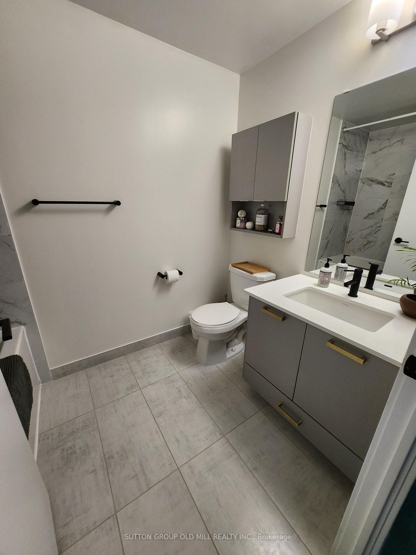 2300 St Clair Avenue Unit 720 photo 18