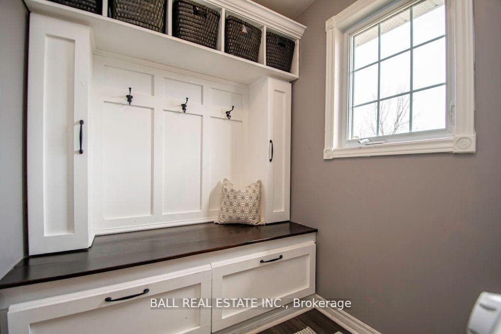 953 Highland Road photo 18