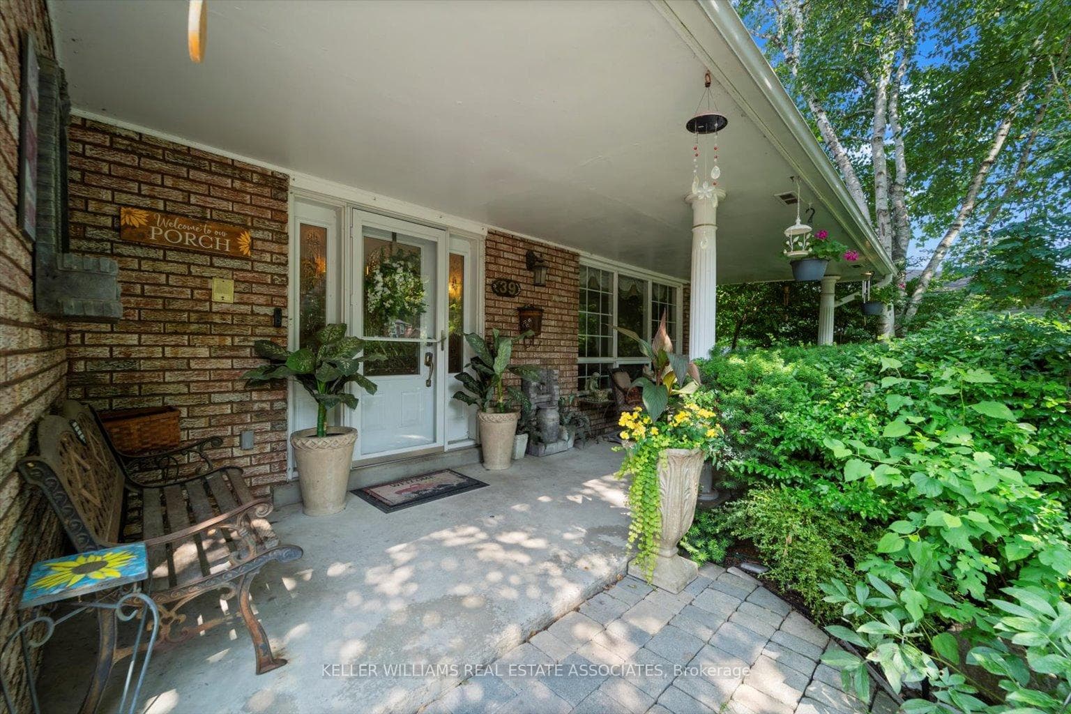 39 Maplewood Road photo 11