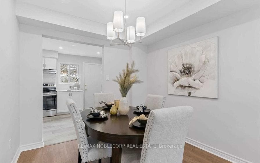 1209 SOUTHDALE Avenue photo 8