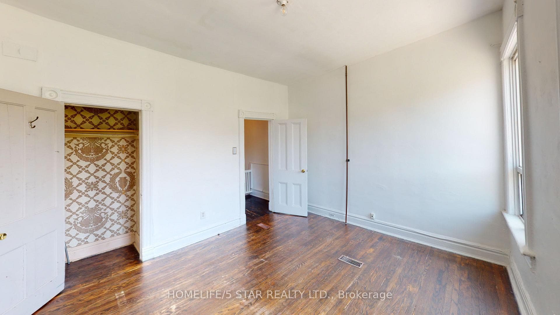 39 Humbert Street Unit Apt 2 photo 8
