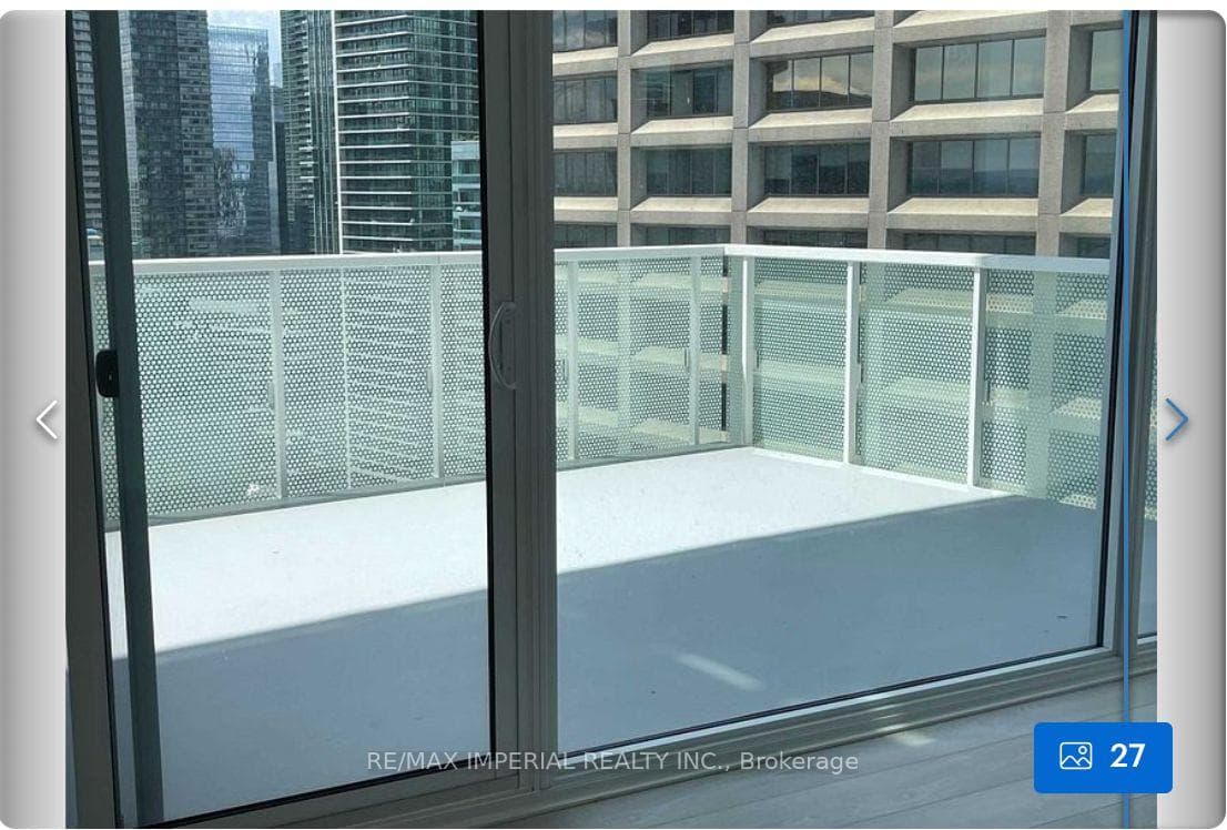 15 Queens Quay Unit 2806 photo 17