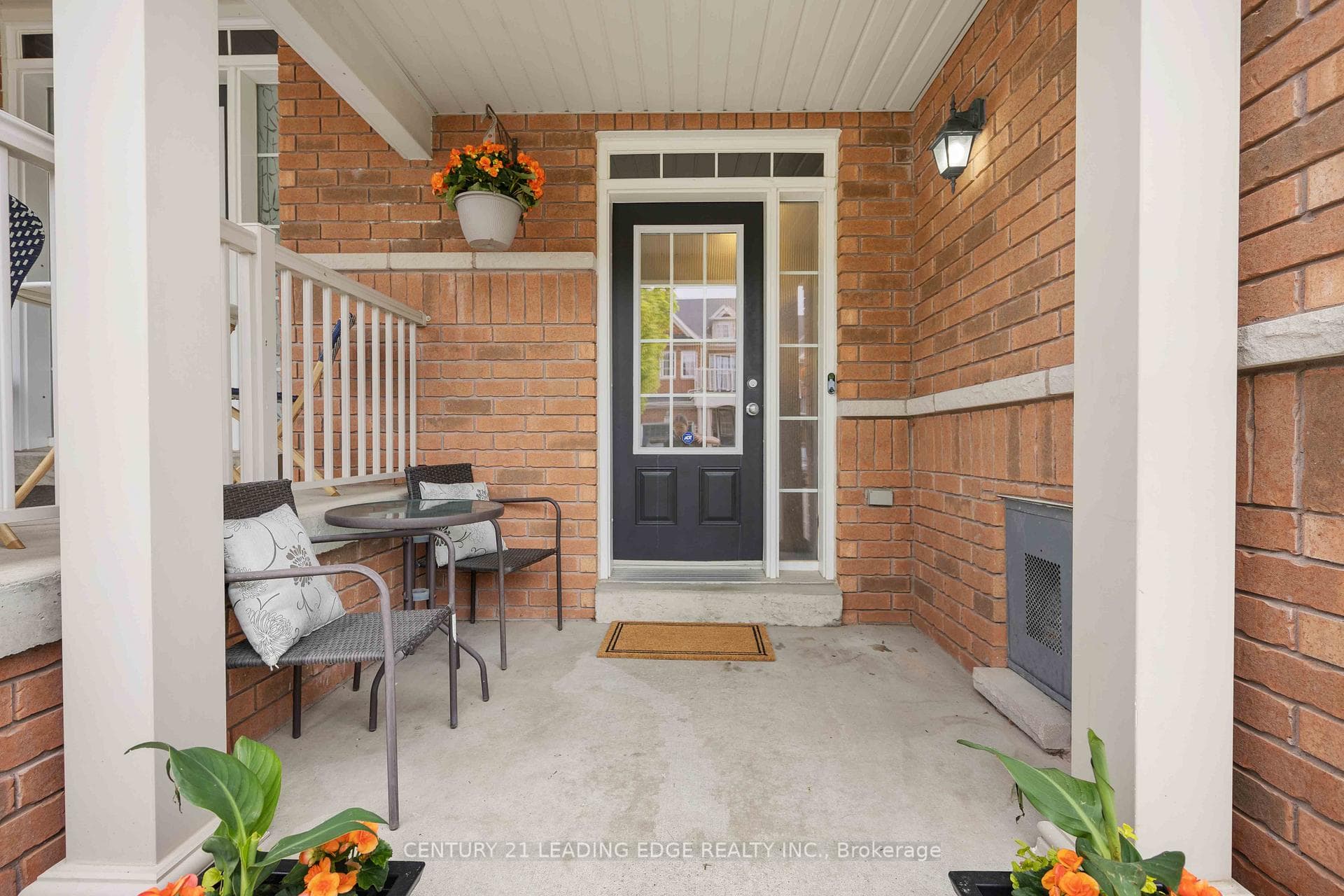 715 Grandview Street Unit 17 photo 2