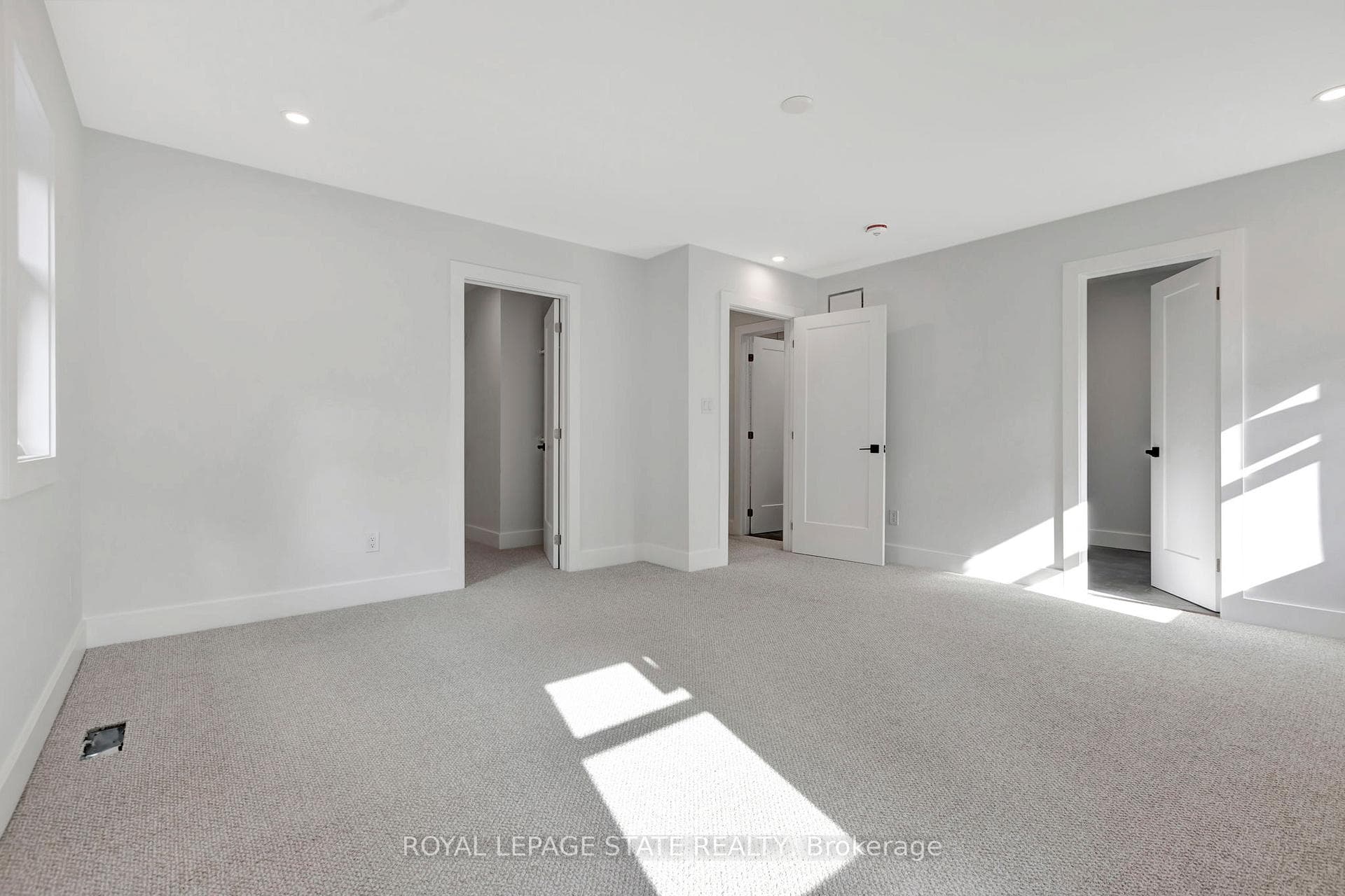 73 Birch Street photo 24