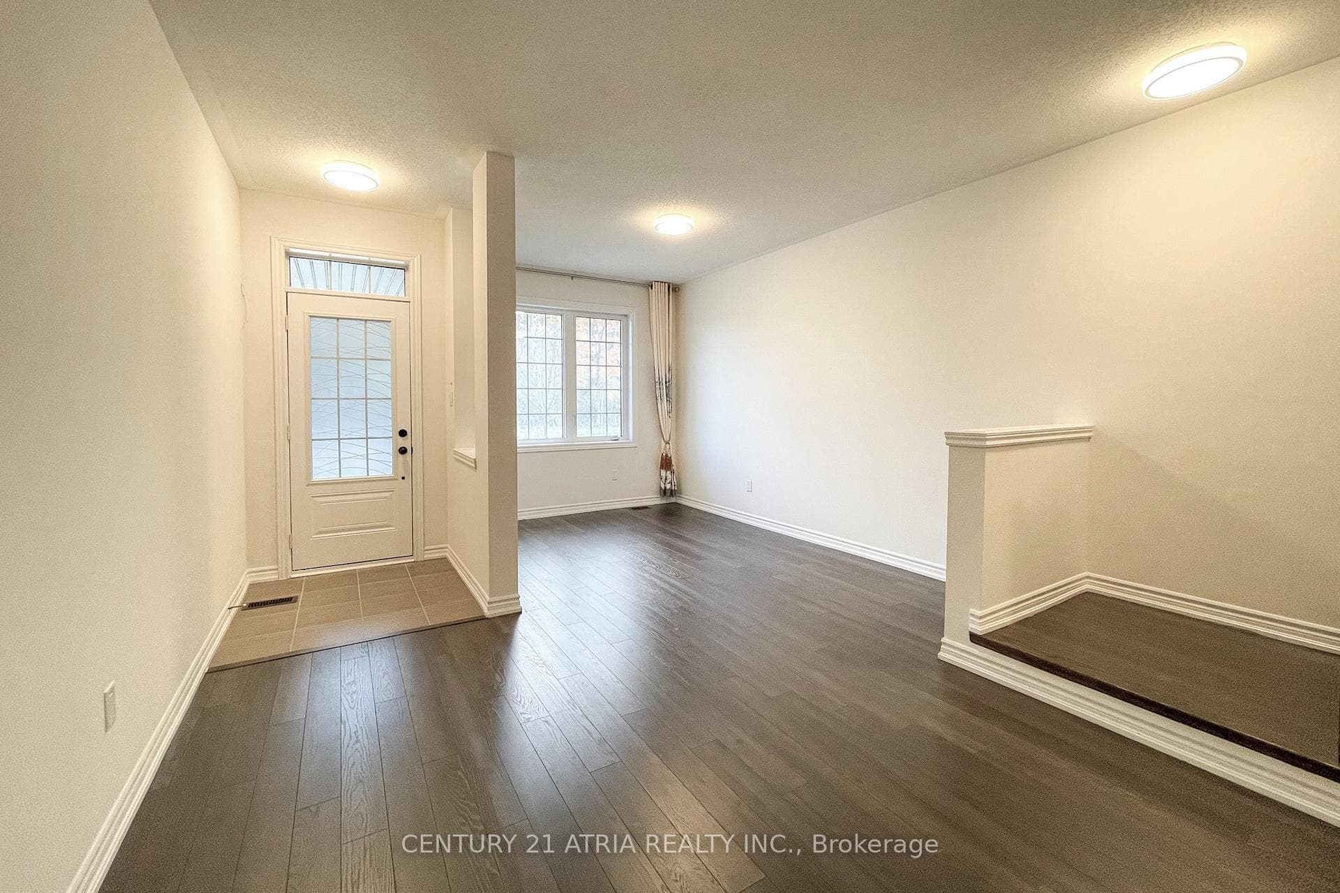 214 William Forster Road photo 3
