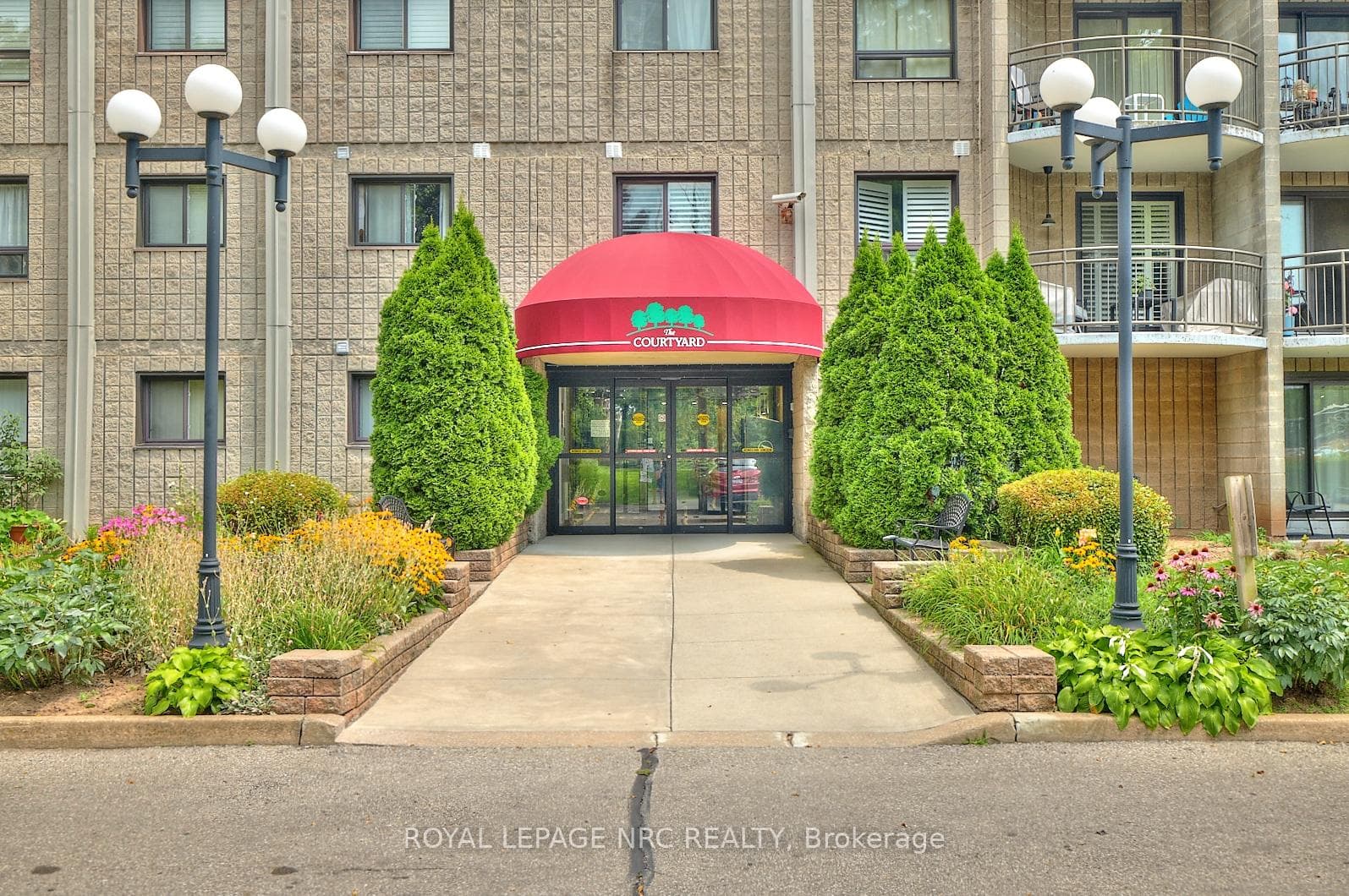 4658 Drummond Road Unit 113 photo 4