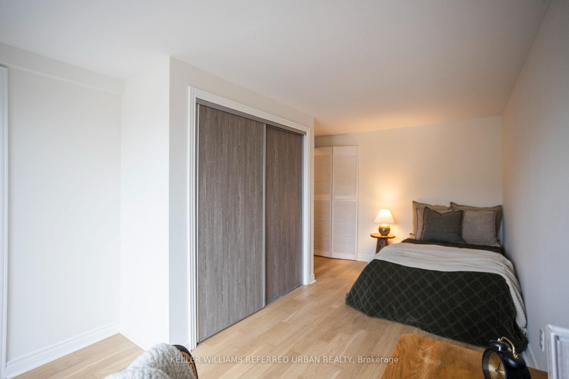 2366 Queen Street Unit 6 photo 11