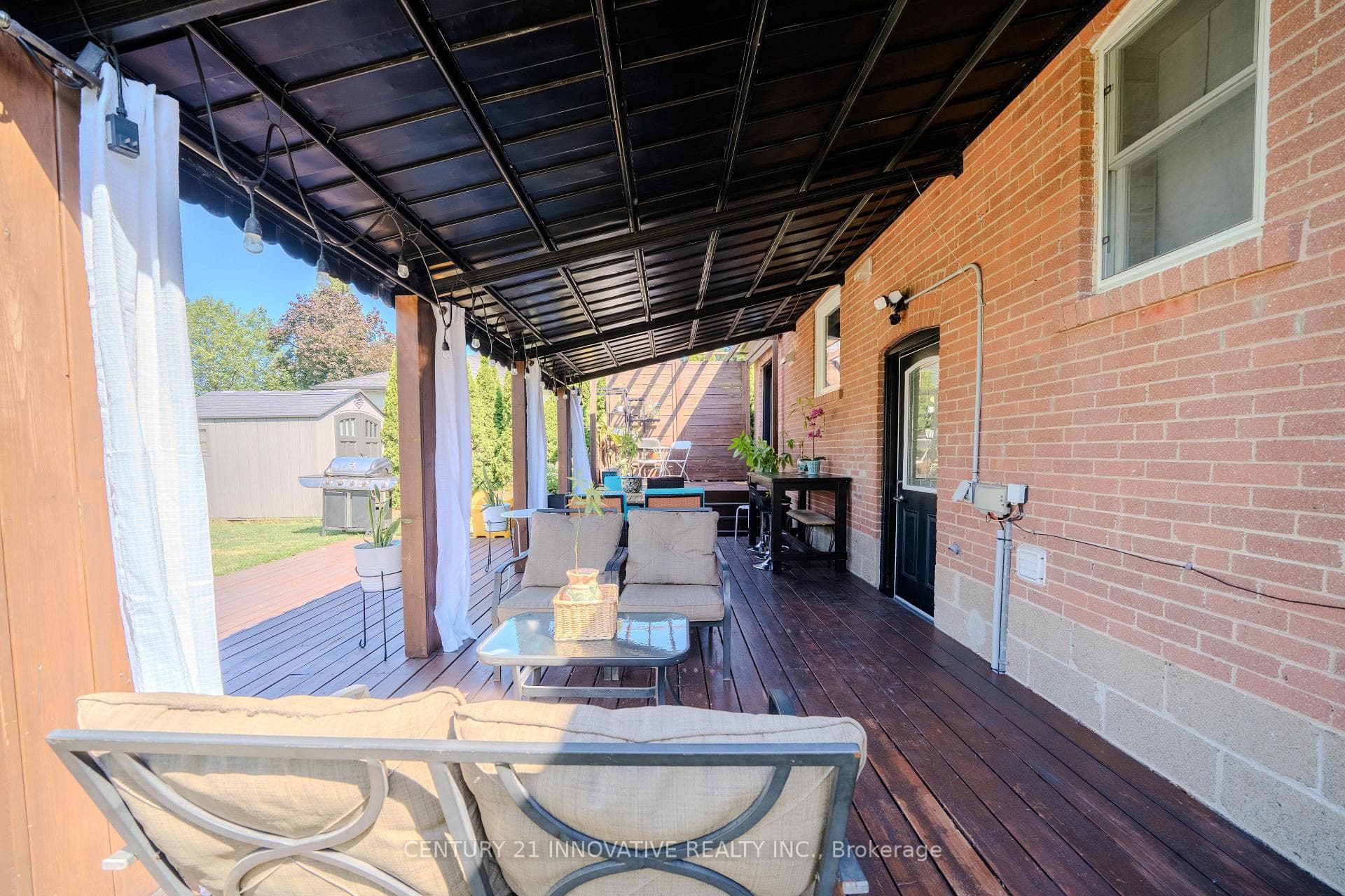 60 Dorking Crescent photo 37