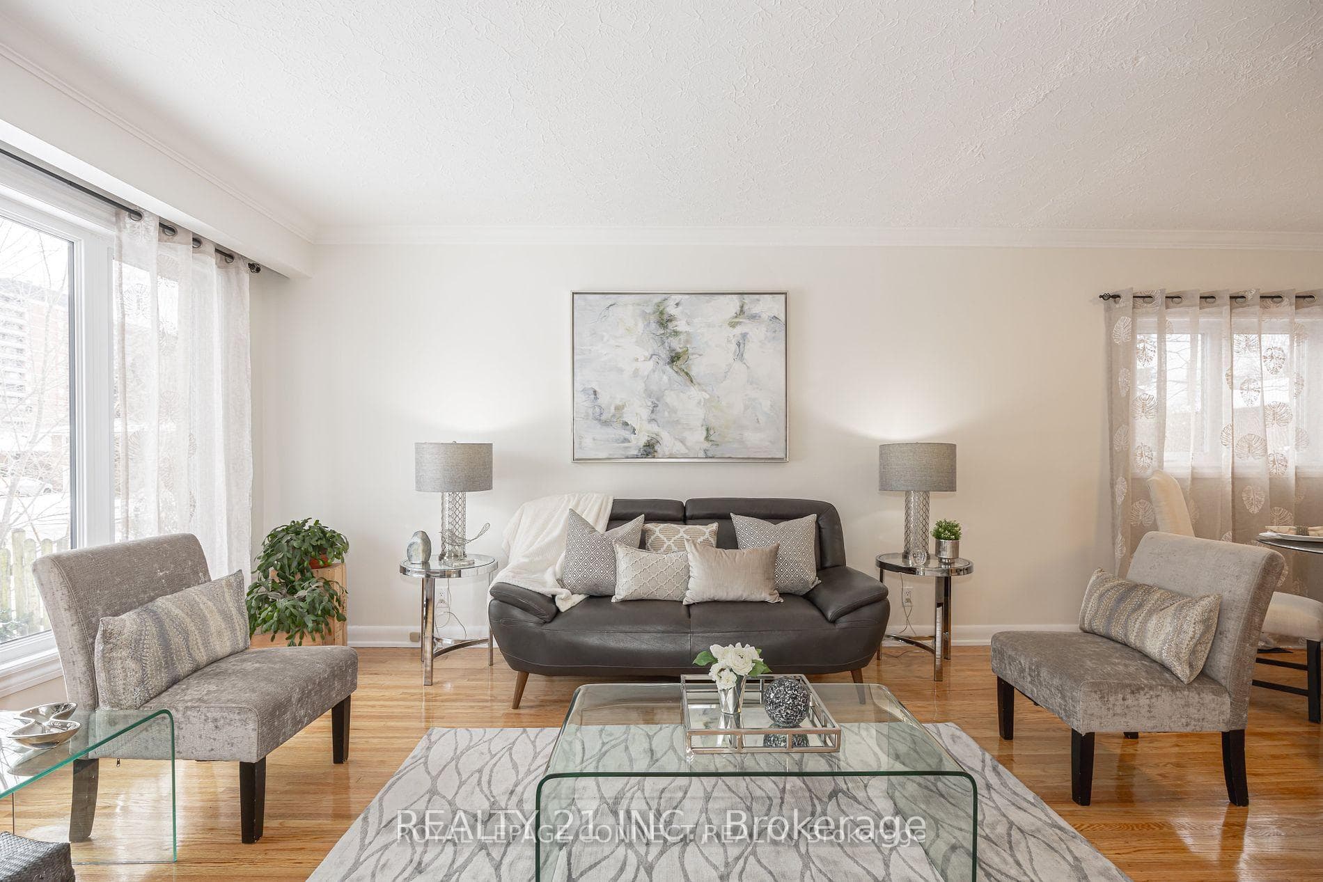 44 Falaise Road photo 3