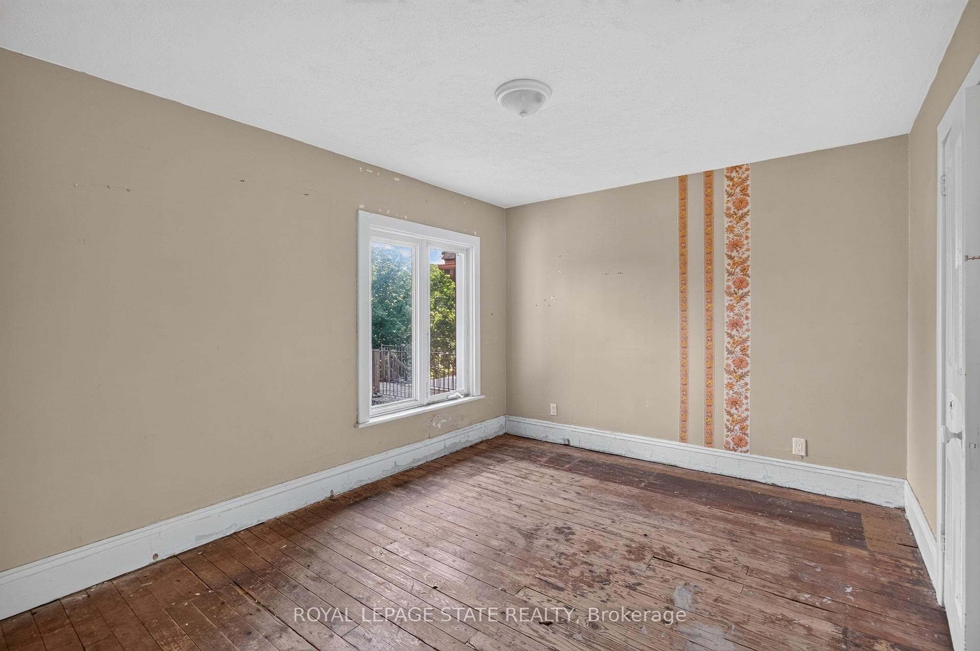 103 Rosemont Avenue photo 24