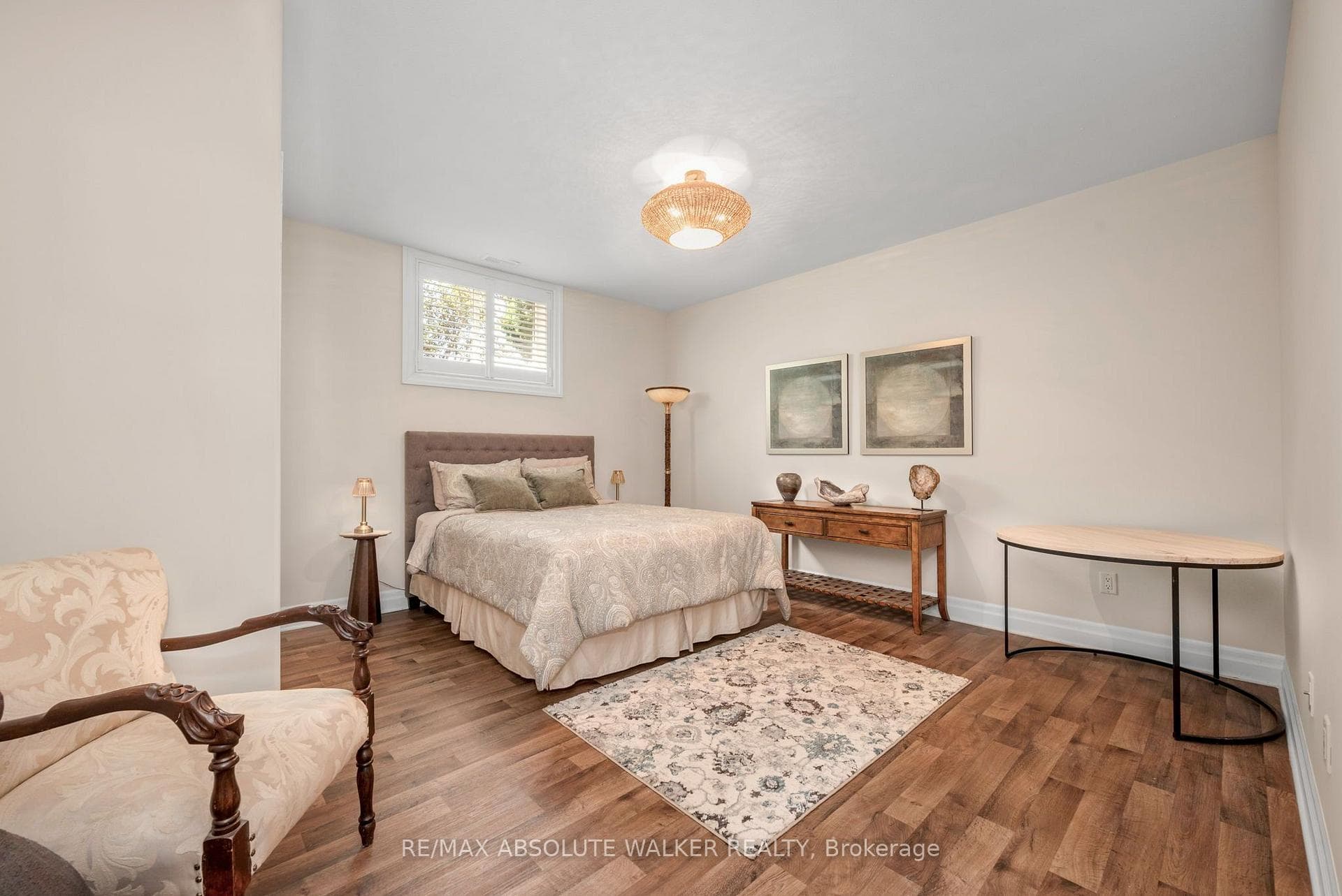 667 Everlasting Crescent photo 31