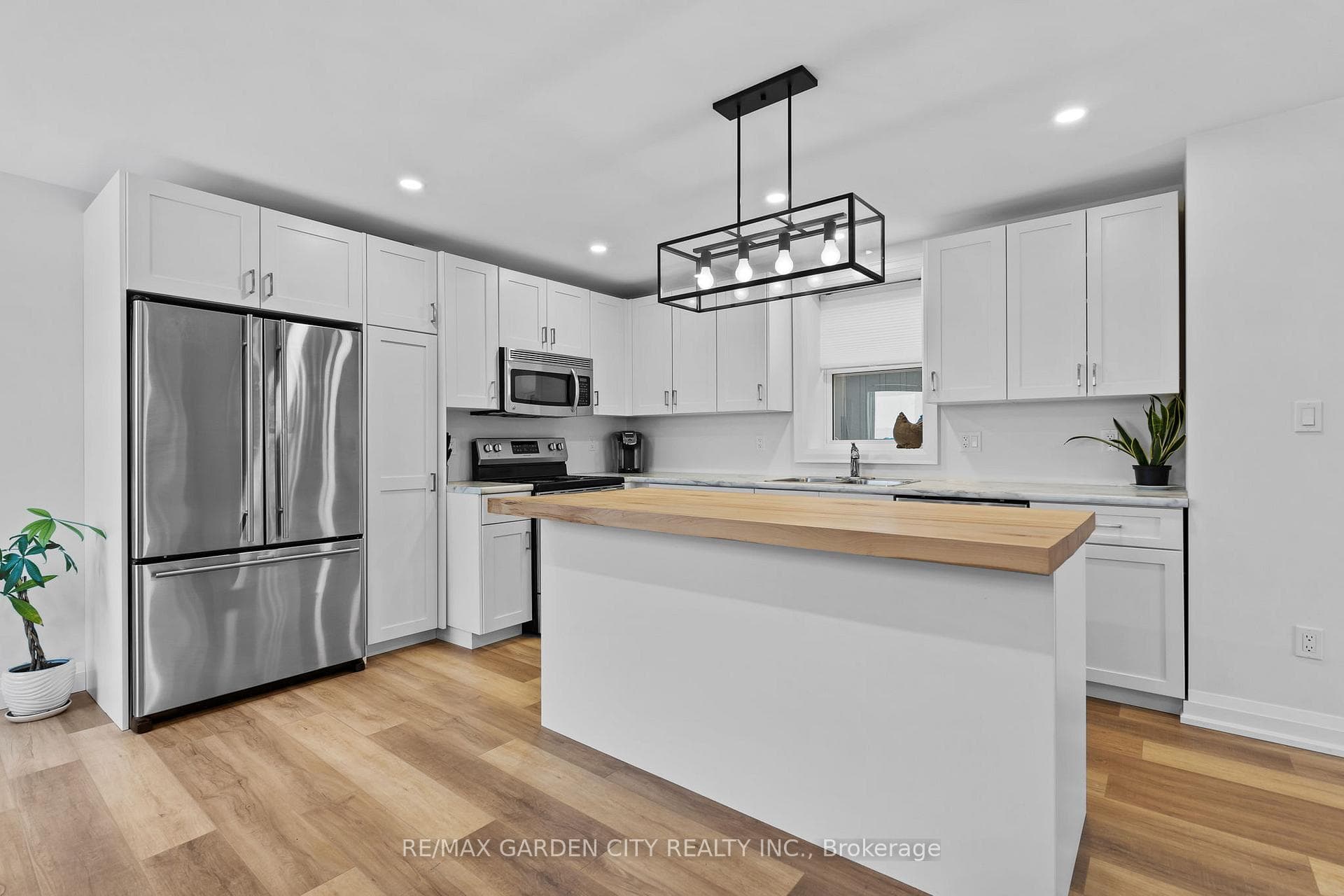 64 Vale Avenue photo 9