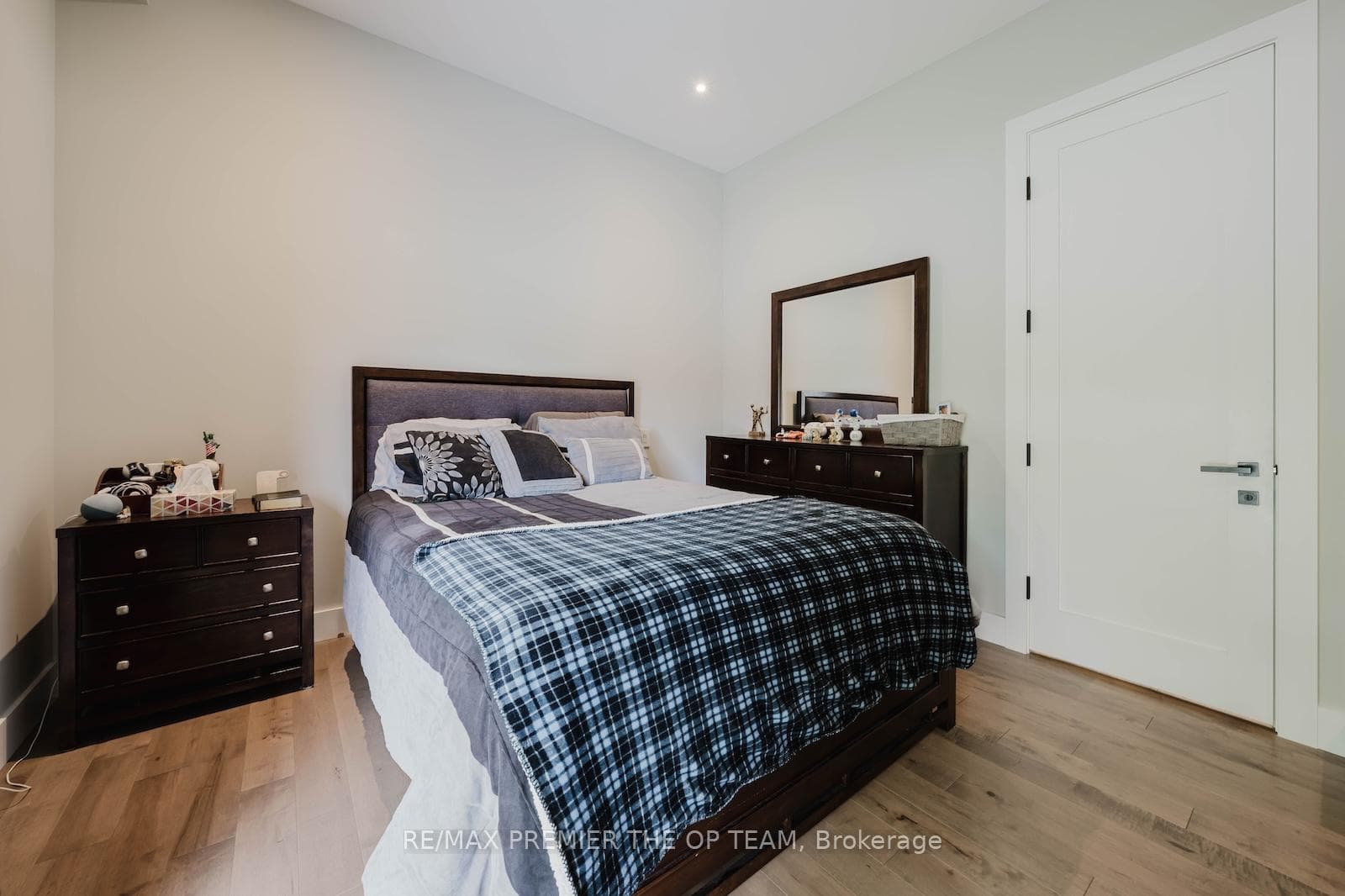 54 Cheltenham Avenue photo 25