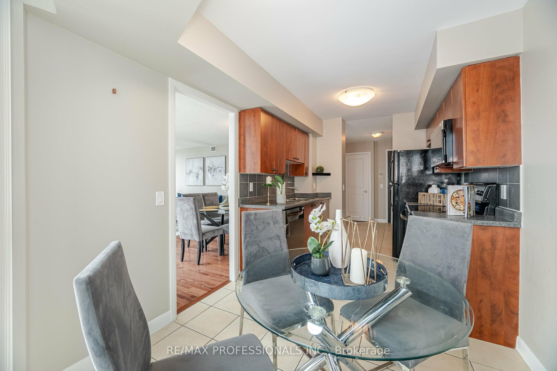 225 Sherway Gardens Road Unit 2007 photo 26