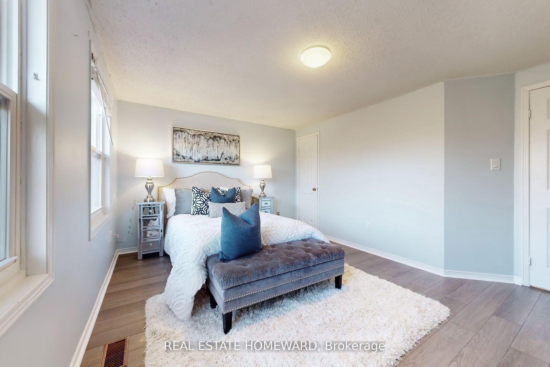 11 Belmont Court photo 21