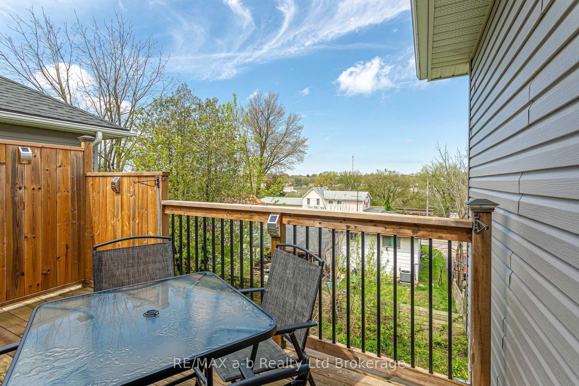 215 CHERRY Street photo 40