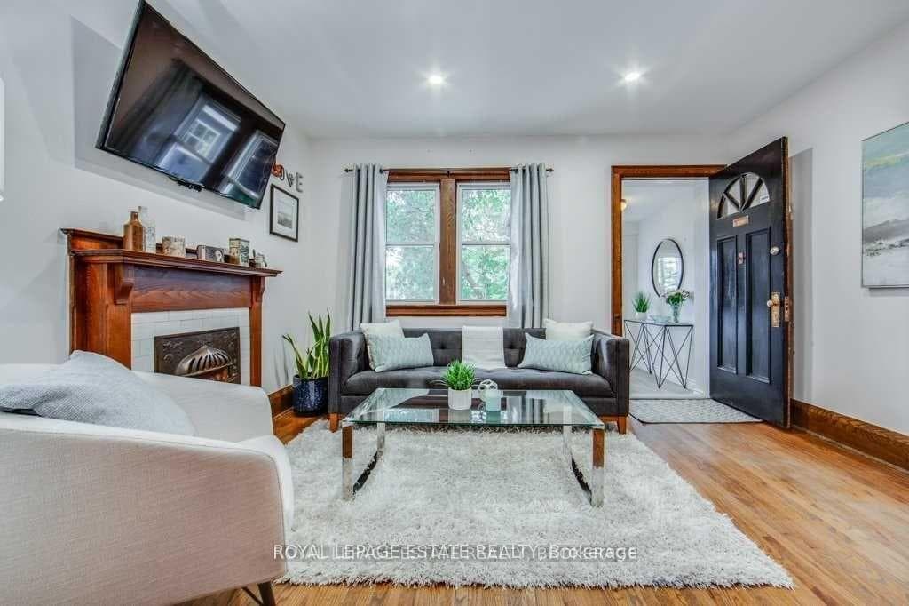 155 Harding Boulevard photo 2