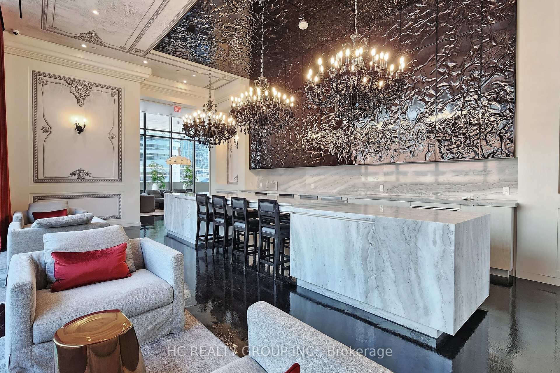 197 Yonge Street Unit 1201 photo 31