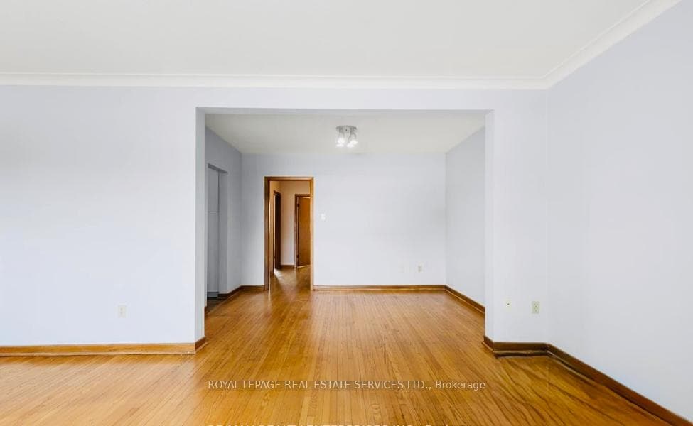 50 Peter Street Unit 2 photo 15
