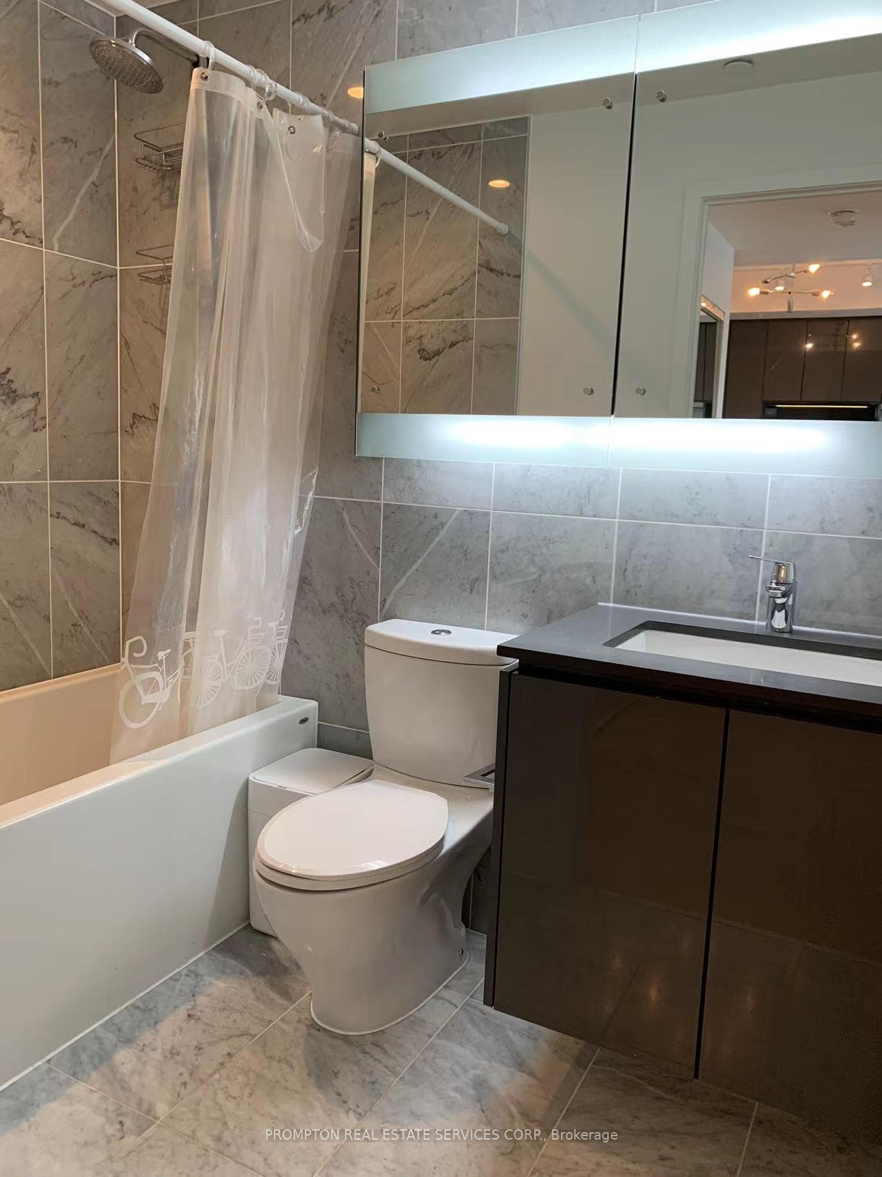 115 McMahon Drive Unit 201 photo 3