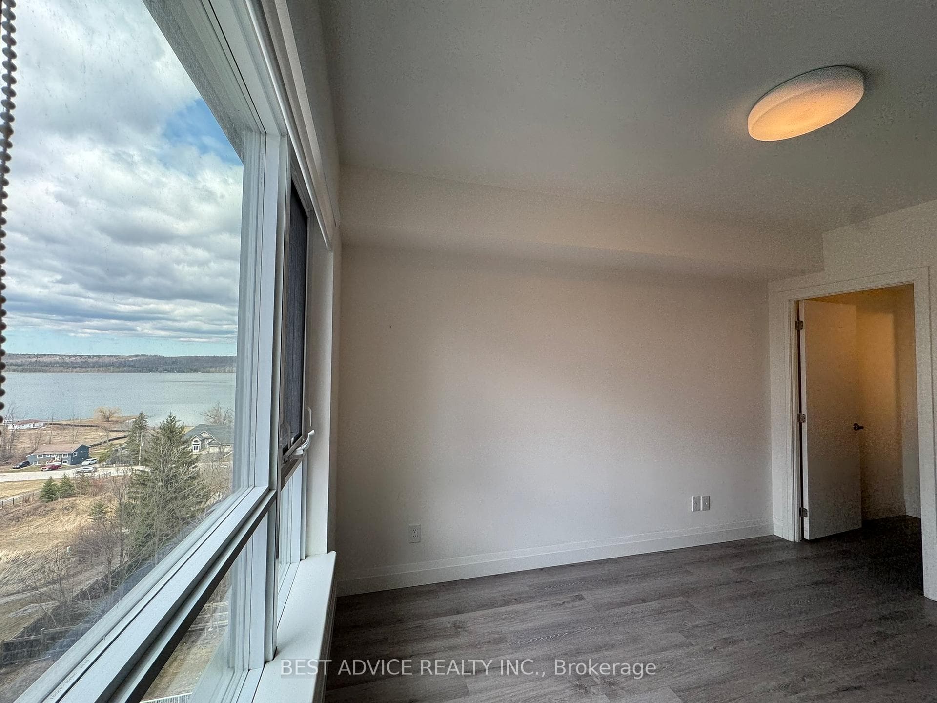 58 Lakeside Terrace Unit 802 photo 18