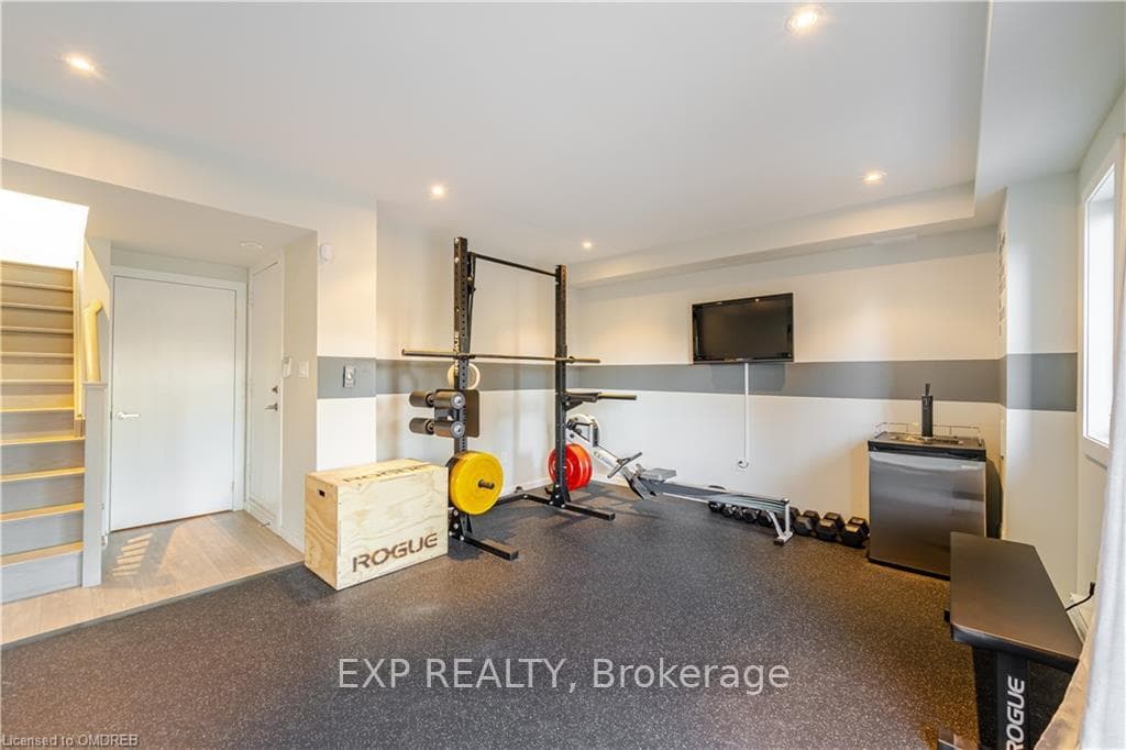270 VELLWOOD N/A photo 37