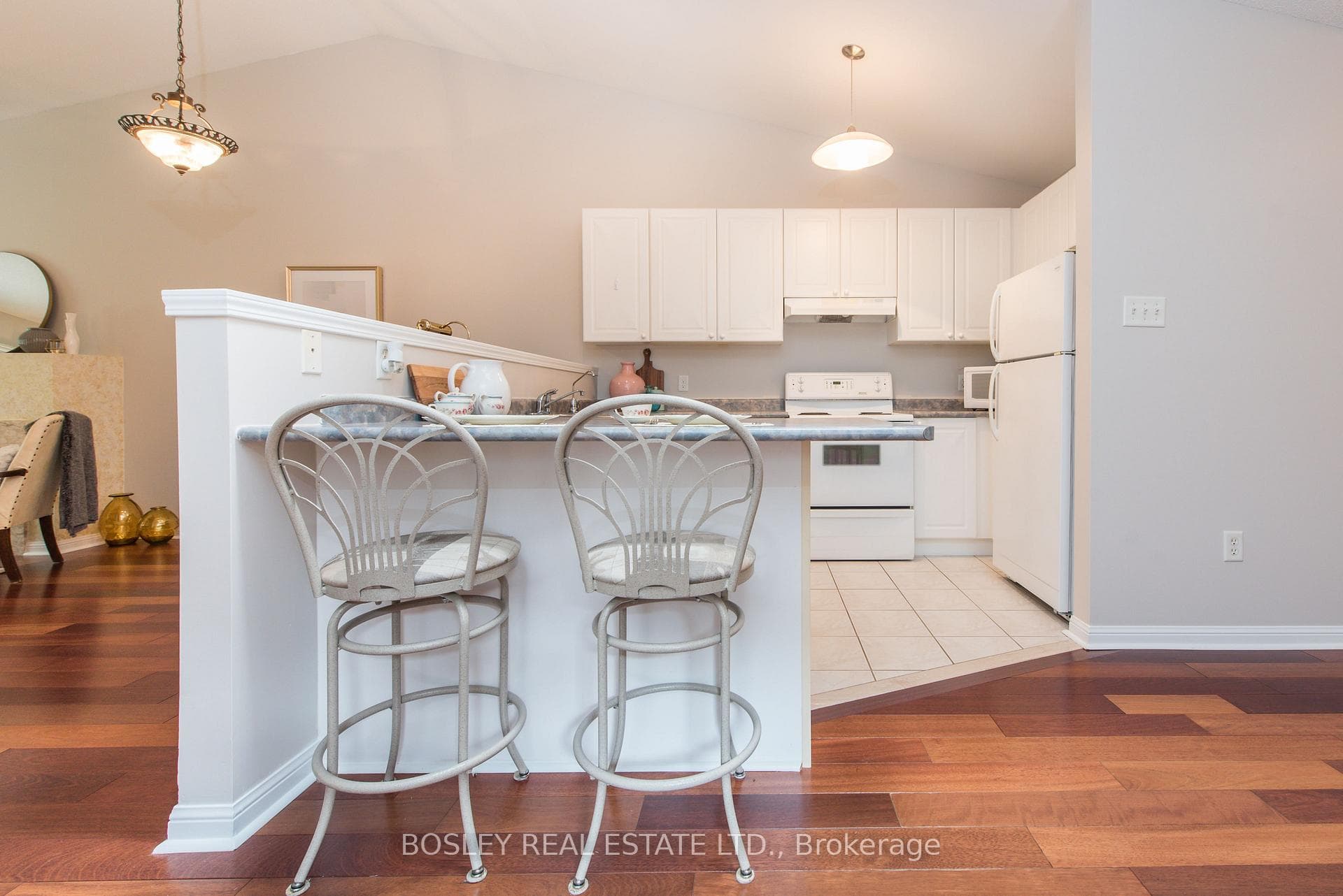 41 Atwood Avenue photo 6