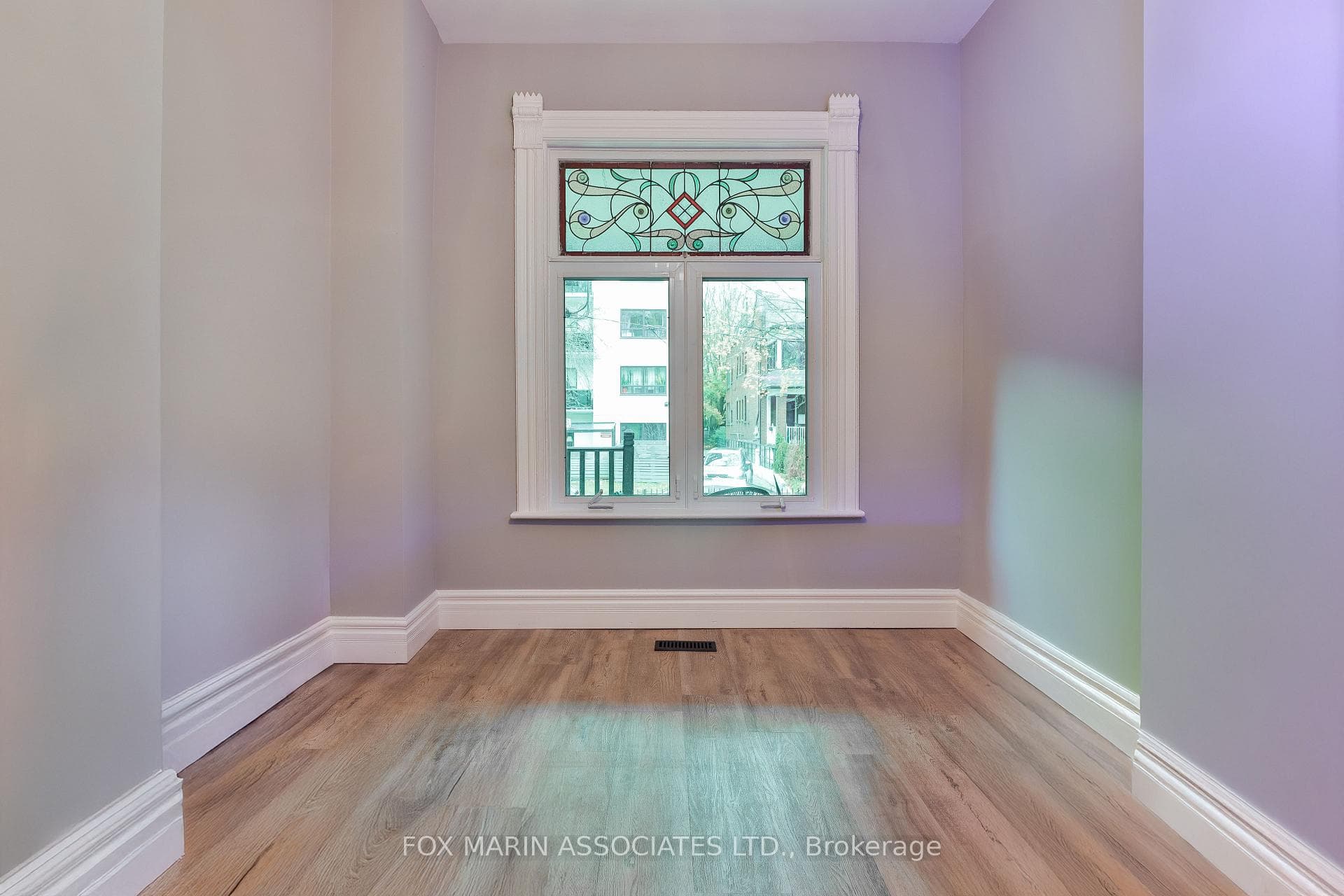 161 Dowling Avenue photo 35
