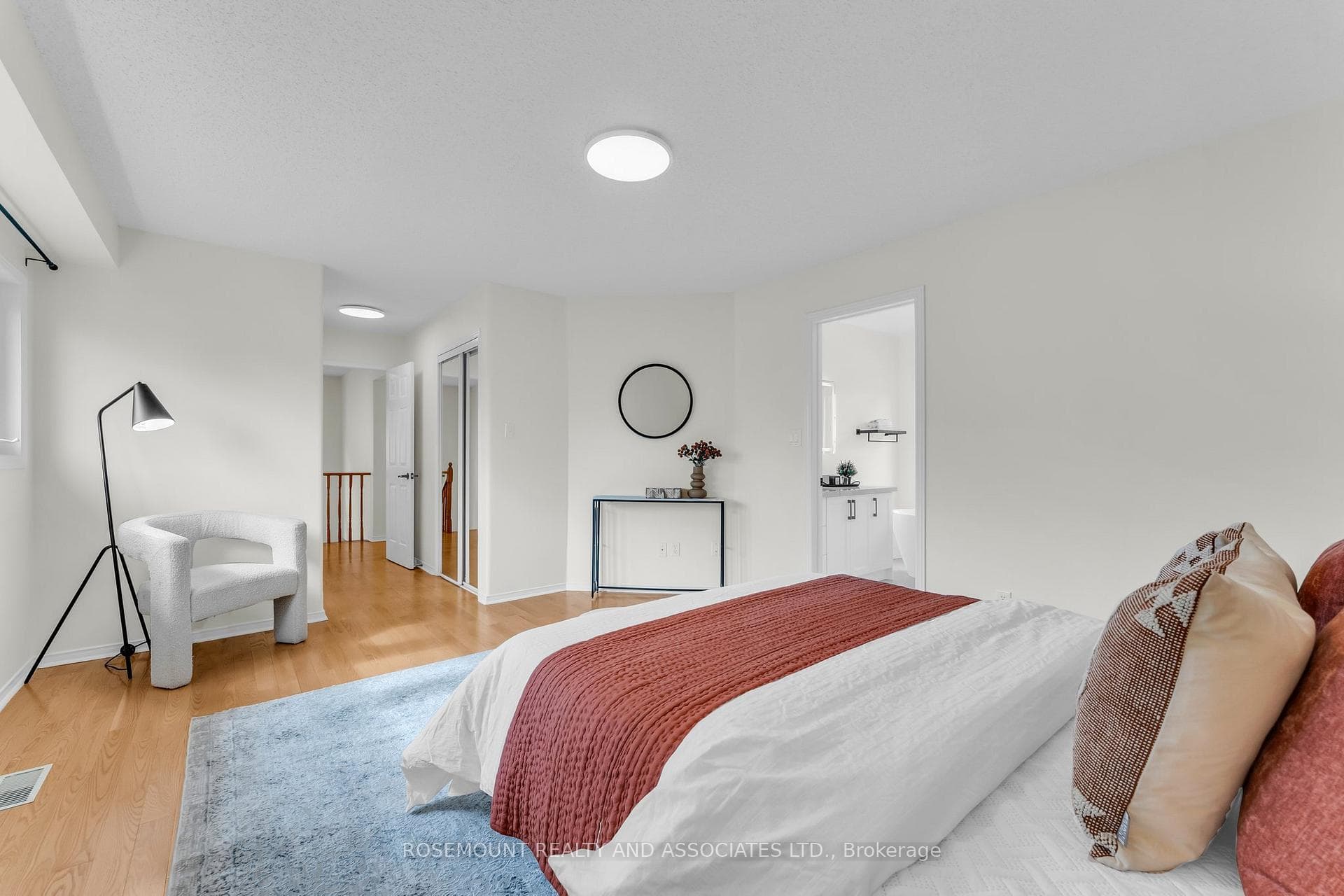 12 Primrose Path Crescent photo 21