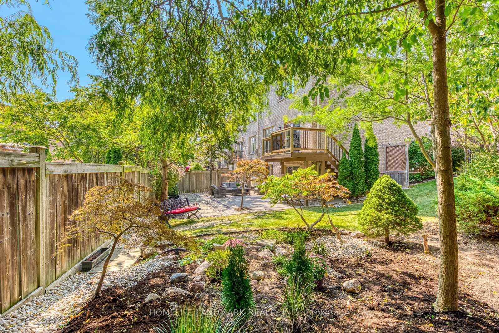 416 Spring Blossom Crescent photo 39