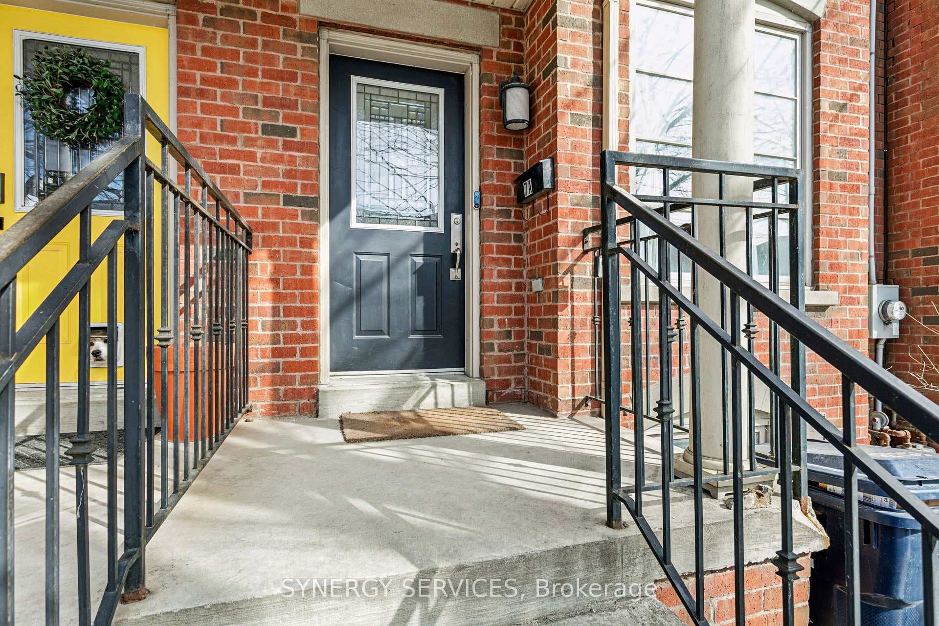 7 A Mcgee Street photo 3