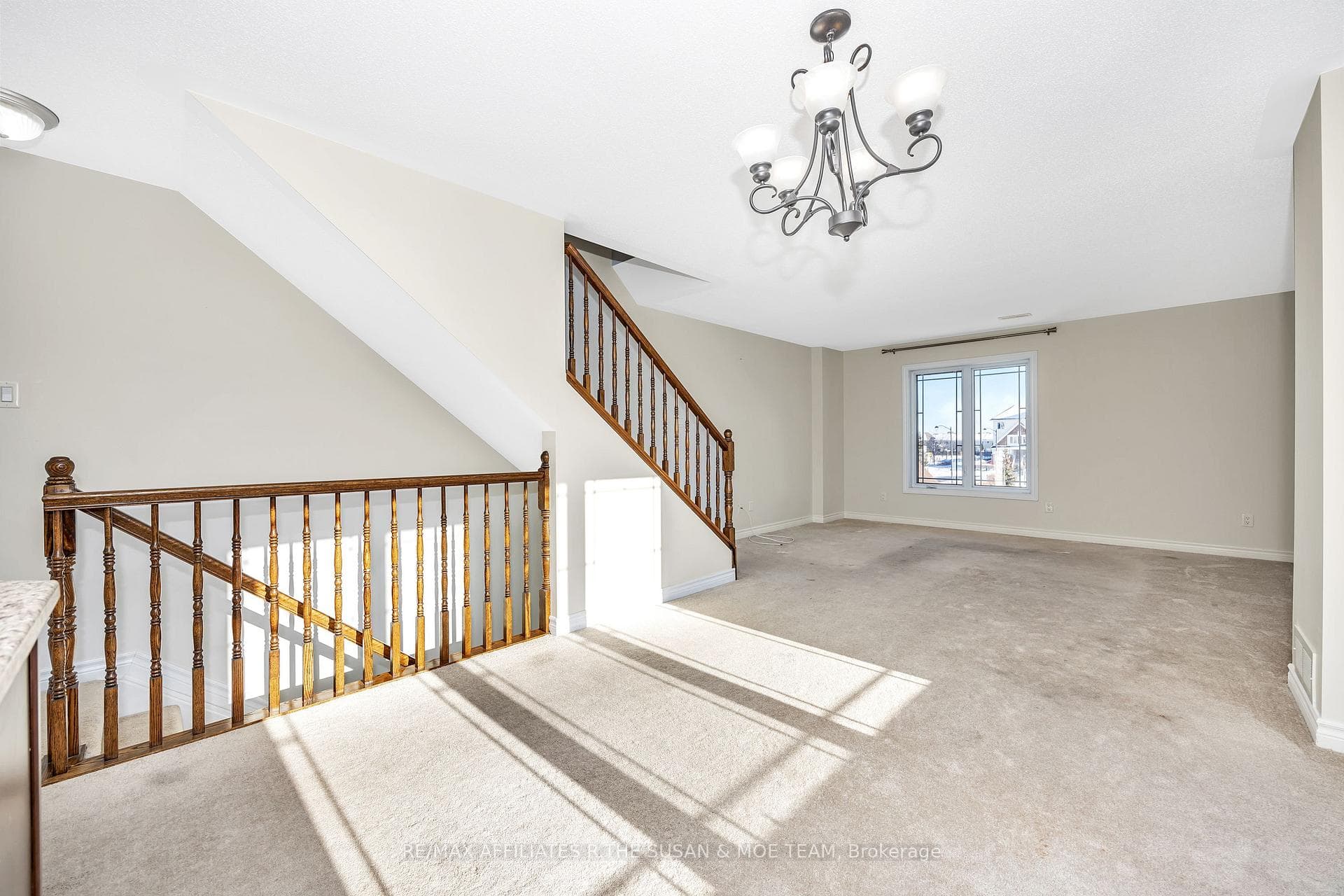 753 Lakeridge Drive photo 8