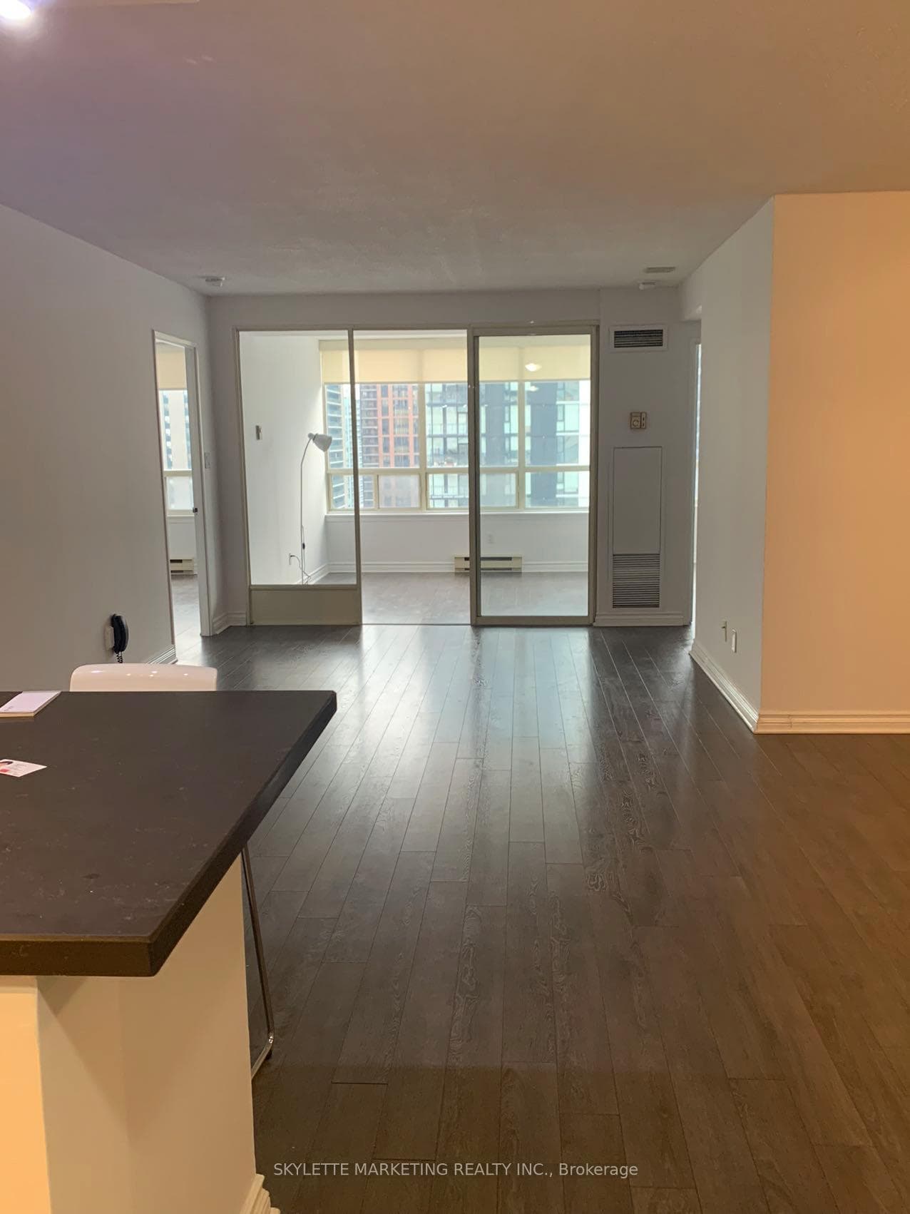 30 Greenfield Avenue Unit 1708 photo 13