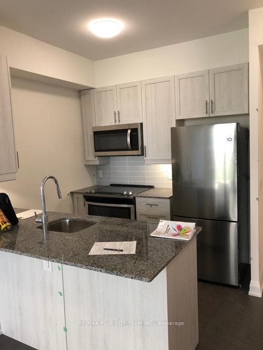 3655 Kingston Road Unit 708 photo 5