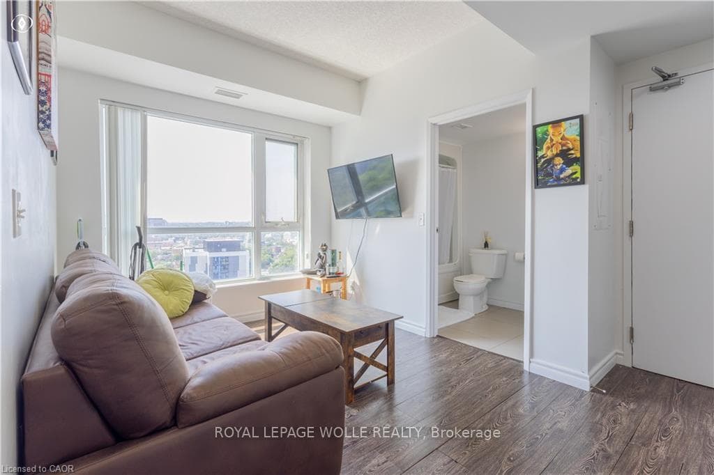 158 King Street Unit 2101 photo 2