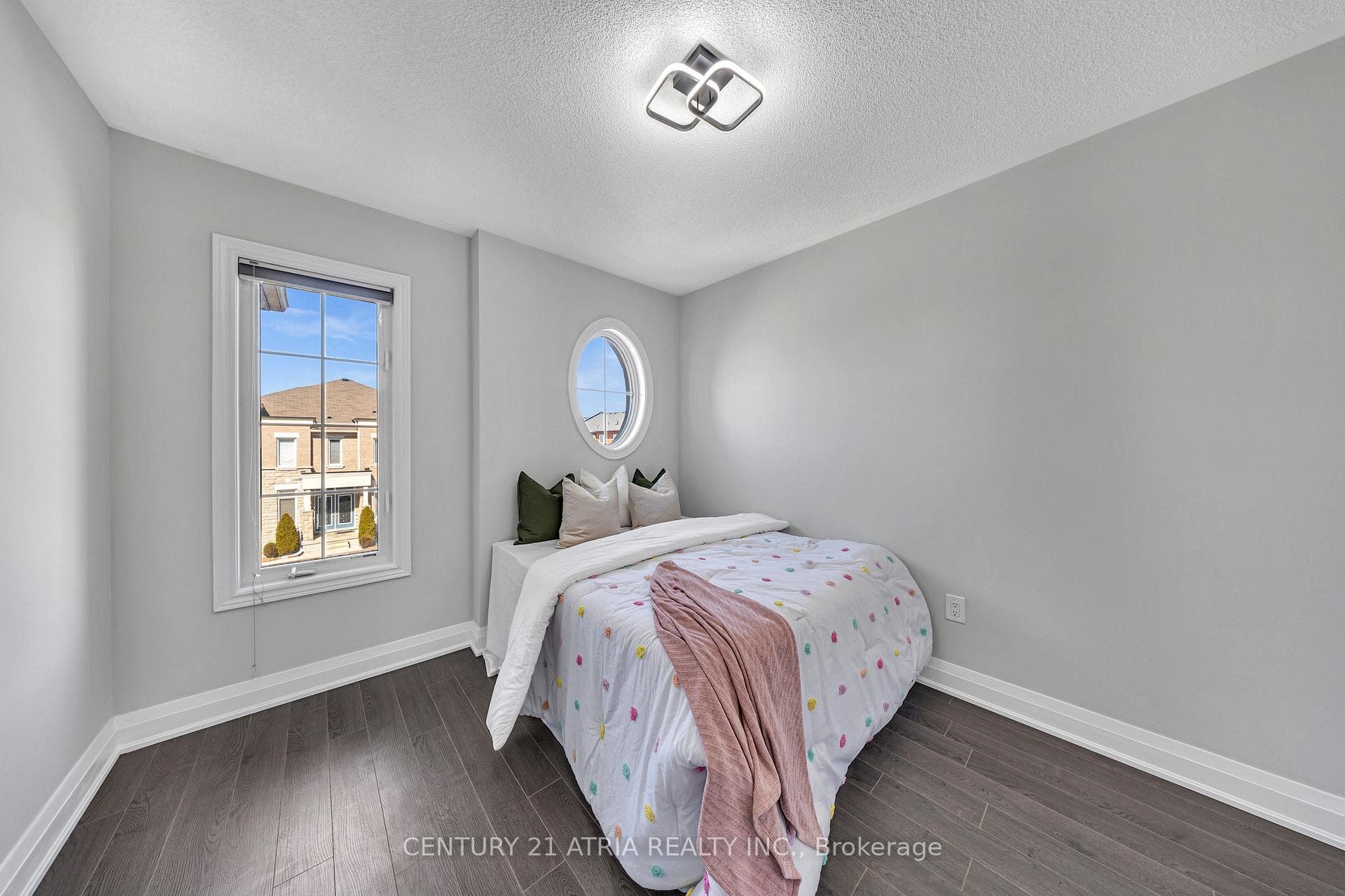 37 Fimco Crescent photo 28