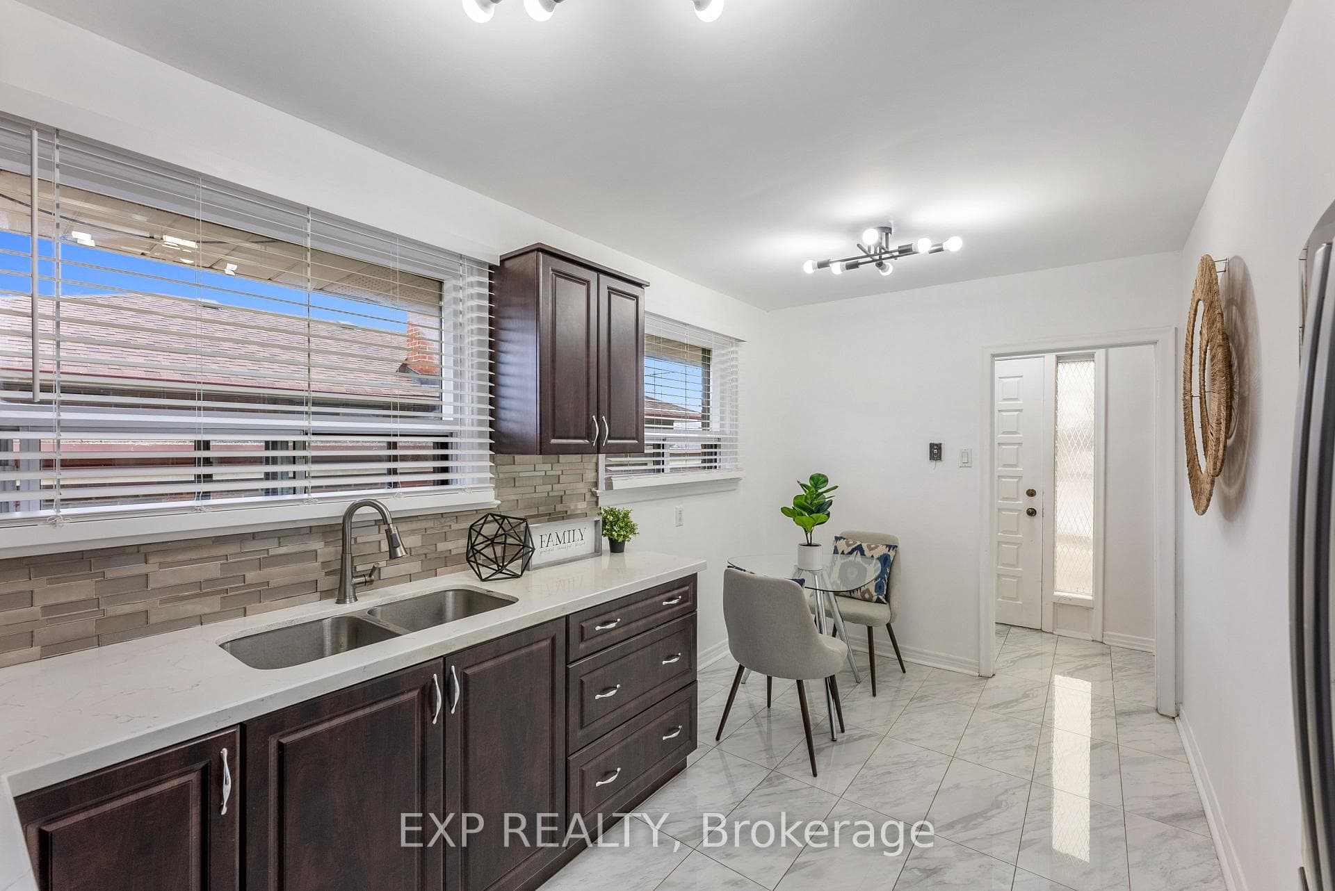 52 Southampton Drive photo 14