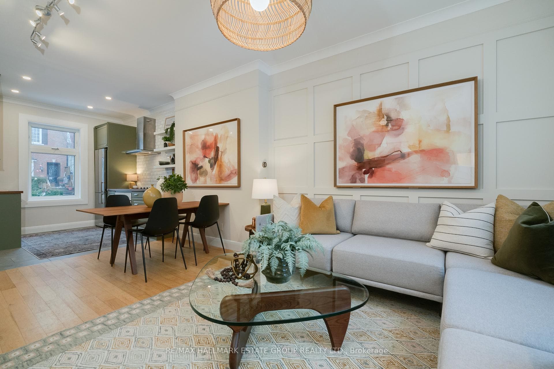 33 Austin Avenue photo 4
