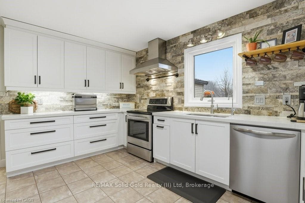 Impressive updated kitchen