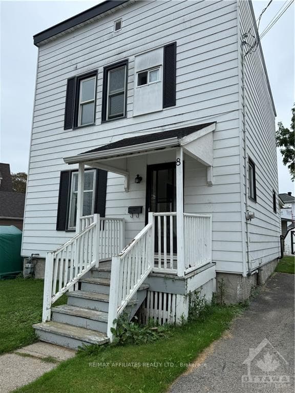 8 WINNIFRED Street photo 2